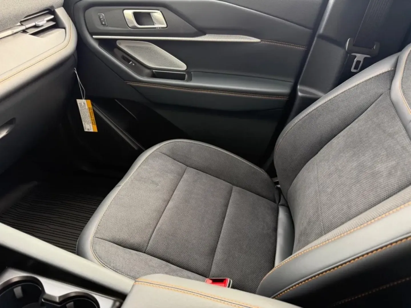 2026 /Onyx Cloth Ford Explorer Tremor (1FMWK8JC0TG) with an 3.0L V6 engine, Automatic transmission, located at 141 Commercial Dr, Fredericktown, MO, 63645, (573) 783-6432, 37.570087, -90.320648 - **Discover the Freedom of Adventure with the 2026 Ford Explorer at Pettus Ford Fredericktown!**<br /> <br /> Are you ready to elevate your weekend getaways or daily commutes? The 2026 Ford Explorer is designed for those who seek both space and versatility, making it perfect for growing families, out - Photo#17