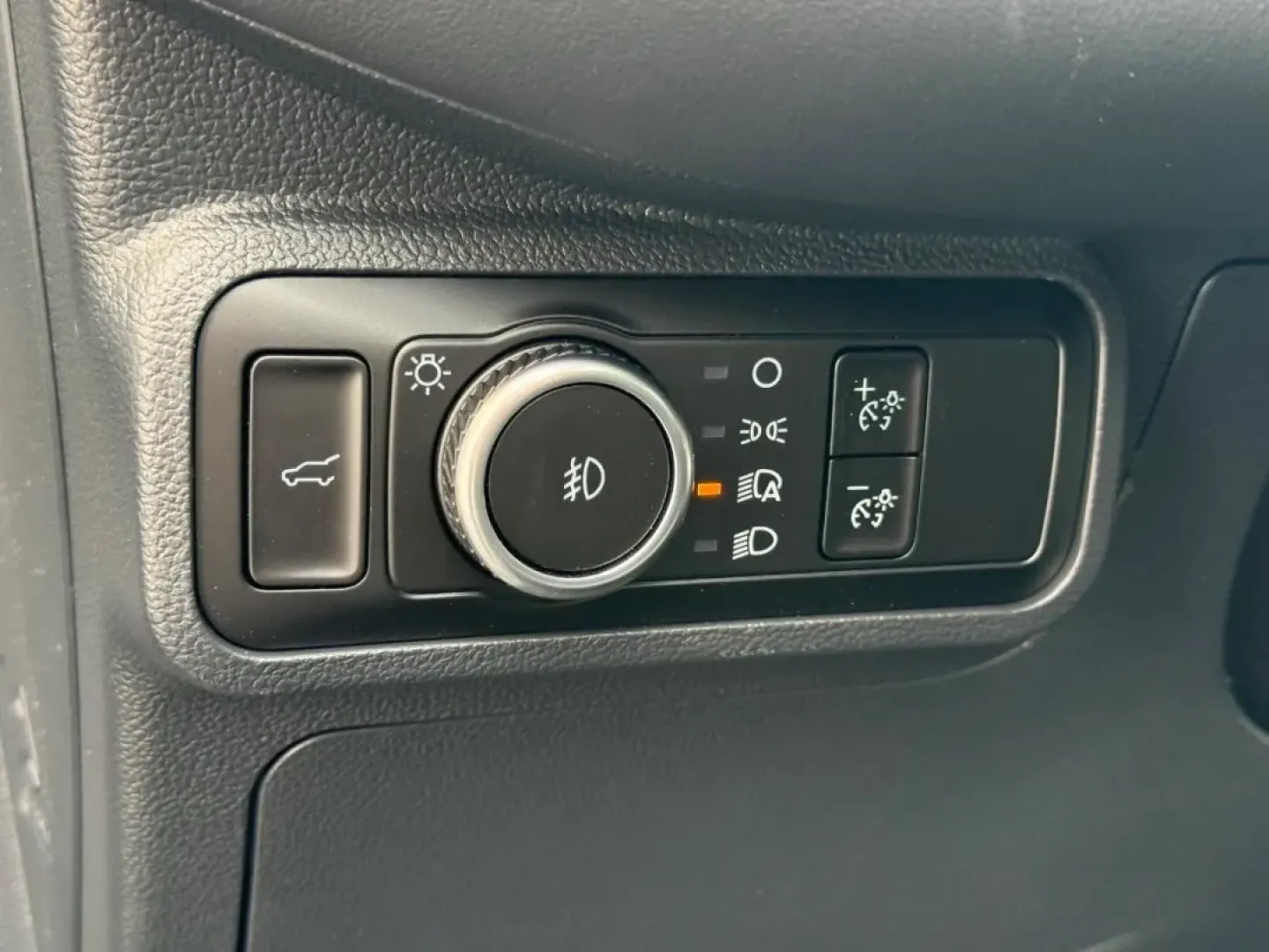 2026 /Onyx Cloth Ford Explorer Tremor (1FMWK8JC0TG) with an 3.0L V6 engine, Automatic transmission, located at 141 Commercial Dr, Fredericktown, MO, 63645, (573) 783-6432, 37.570087, -90.320648 - **Discover the Freedom of Adventure with the 2026 Ford Explorer at Pettus Ford Fredericktown!**<br /> <br /> Are you ready to elevate your weekend getaways or daily commutes? The 2026 Ford Explorer is designed for those who seek both space and versatility, making it perfect for growing families, out - Photo#18