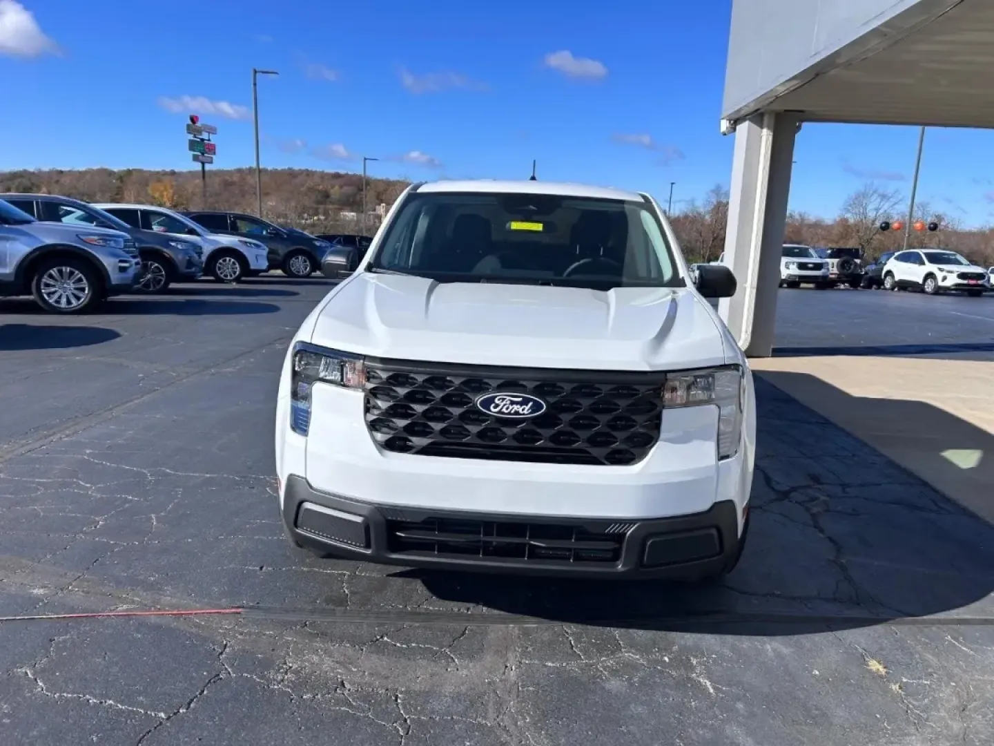 2025 /Black Onyx/Dark Slate Cloth Ford Maverick XL (3FTTW8B33SR) with an 2.5L Hybrid engine, located at 141 Commercial Dr, Fredericktown, MO, 63645, (573) 783-6432, 37.570087, -90.320648 - **Discover the Perfect Blend of Efficiency and Versatility with the 2025 Ford Maverick XL at Pettus Ford Fredericktown!**<br /> <br /> Are you seeking an affordable used car that effortlessly combines practicality with modern technology? Look no further than this stunning 2025 Ford Maverick XL, avai - Photo#7