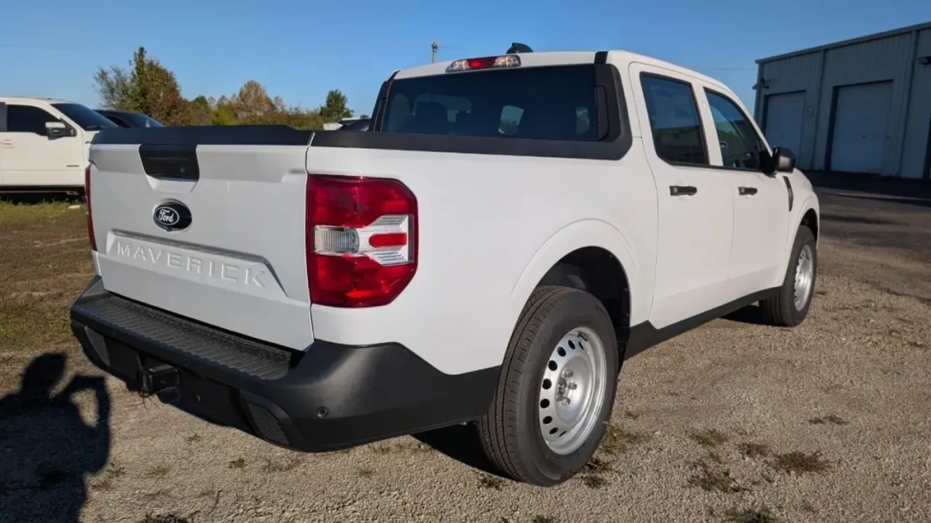 2025 /Black Onyx/Dark Slate Cloth Ford Maverick XL (3FTTW8B33SR) with an 2.5L Hybrid engine, located at 141 Commercial Dr, Fredericktown, MO, 63645, (573) 783-6432, 37.570087, -90.320648 - **Discover the Perfect Blend of Efficiency and Versatility with the 2025 Ford Maverick XL at Pettus Ford Fredericktown!**<br /> <br /> Are you seeking an affordable used car that effortlessly combines practicality with modern technology? Look no further than this stunning 2025 Ford Maverick XL, avai - Photo#2