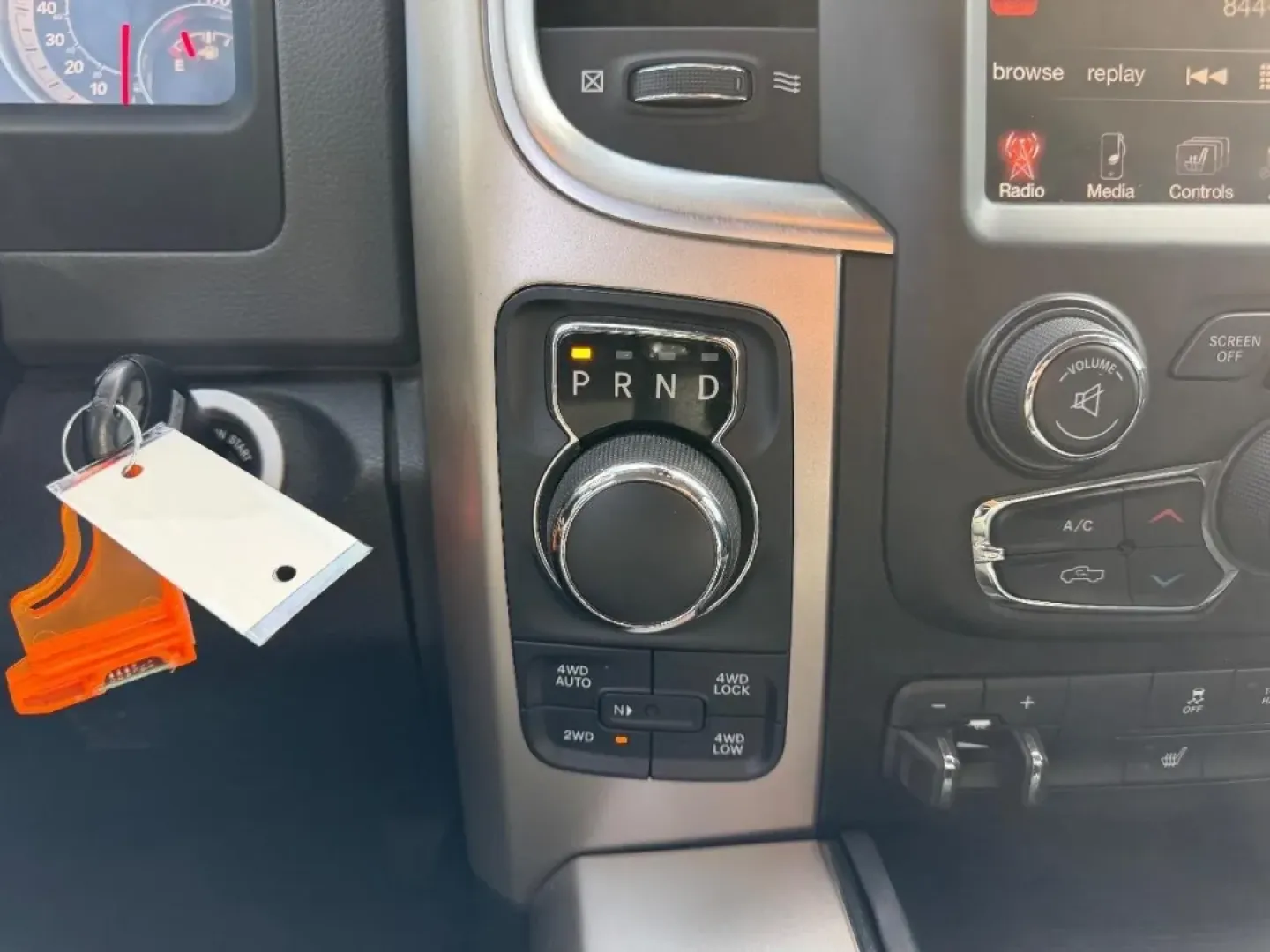 2017 /Diesel Gray/Black Cloth Ram 1500 Big Horn (3C6RR7LT6HG) with an 5.7L engine, located at 970 Woodlawn Dr., Farmington, MO, 63640, (573) 431-7800, 37.825642, -90.468674 - Looking for a truck that can take your weekend adventures to the next level while still serving as a reliable daily driver? Look no further! This impressive 2017 Ram 1500 4WD Big Horn Crew Cab, available now at Pettus CDJR Farmington in Farmington, MO, is perfect for anyone who craves both capabilit - Photo#15