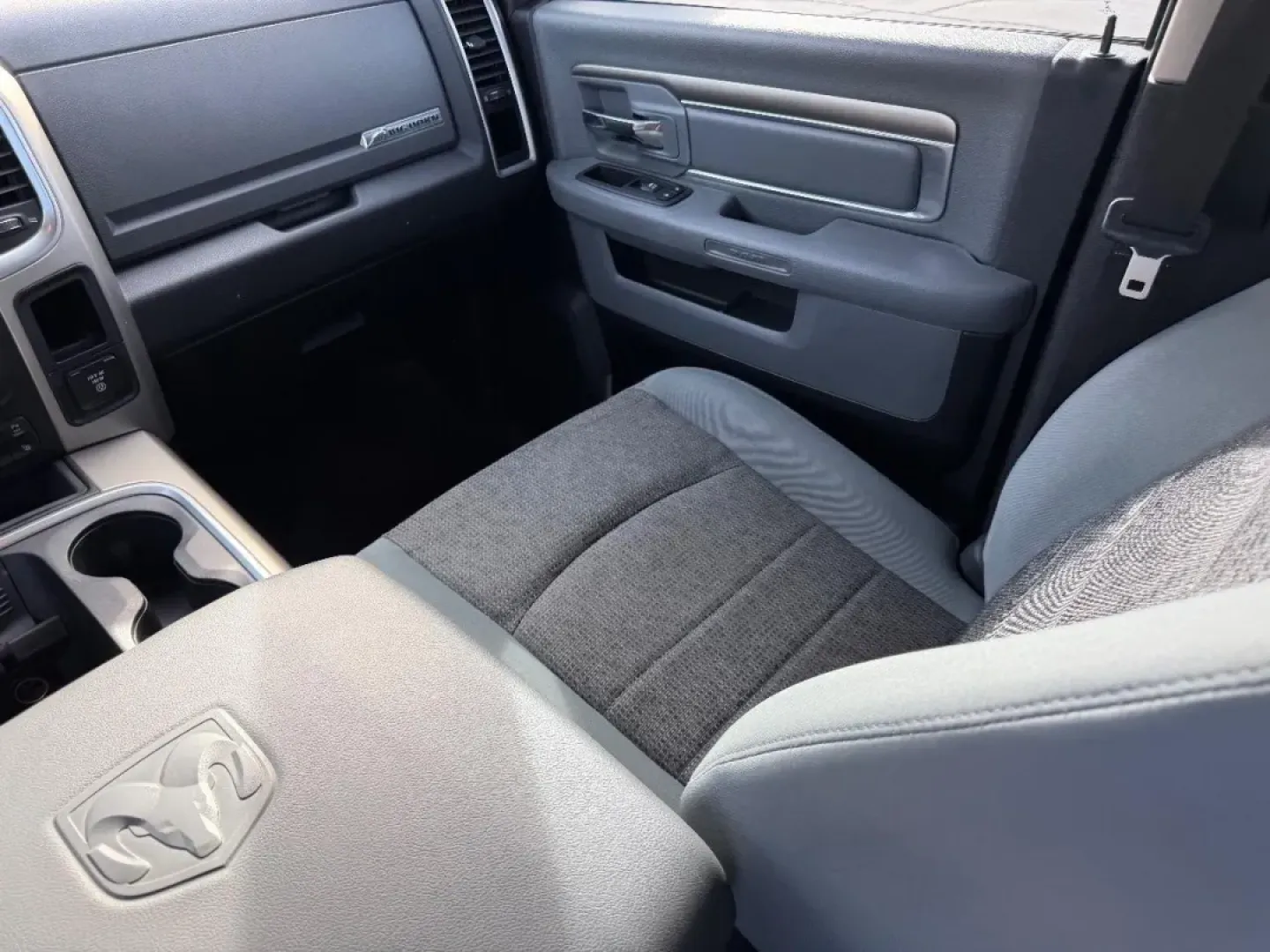 2017 /Diesel Gray/Black Cloth Ram 1500 Big Horn (3C6RR7LT6HG) with an 5.7L engine, located at 970 Woodlawn Dr., Farmington, MO, 63640, (573) 431-7800, 37.825642, -90.468674 - Looking for a truck that can take your weekend adventures to the next level while still serving as a reliable daily driver? Look no further! This impressive 2017 Ram 1500 4WD Big Horn Crew Cab, available now at Pettus CDJR Farmington in Farmington, MO, is perfect for anyone who craves both capabilit - Photo#16