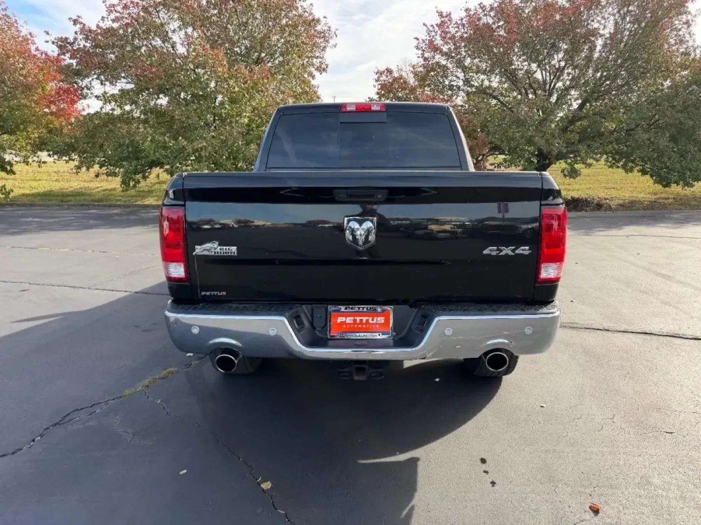 2017 /Diesel Gray/Black Cloth Ram 1500 Big Horn (3C6RR7LT6HG) with an 5.7L engine, located at 970 Woodlawn Dr., Farmington, MO, 63640, (573) 431-7800, 37.825642, -90.468674 - Looking for a truck that can take your weekend adventures to the next level while still serving as a reliable daily driver? Look no further! This impressive 2017 Ram 1500 4WD Big Horn Crew Cab, available now at Pettus CDJR Farmington in Farmington, MO, is perfect for anyone who craves both capabilit - Photo#3