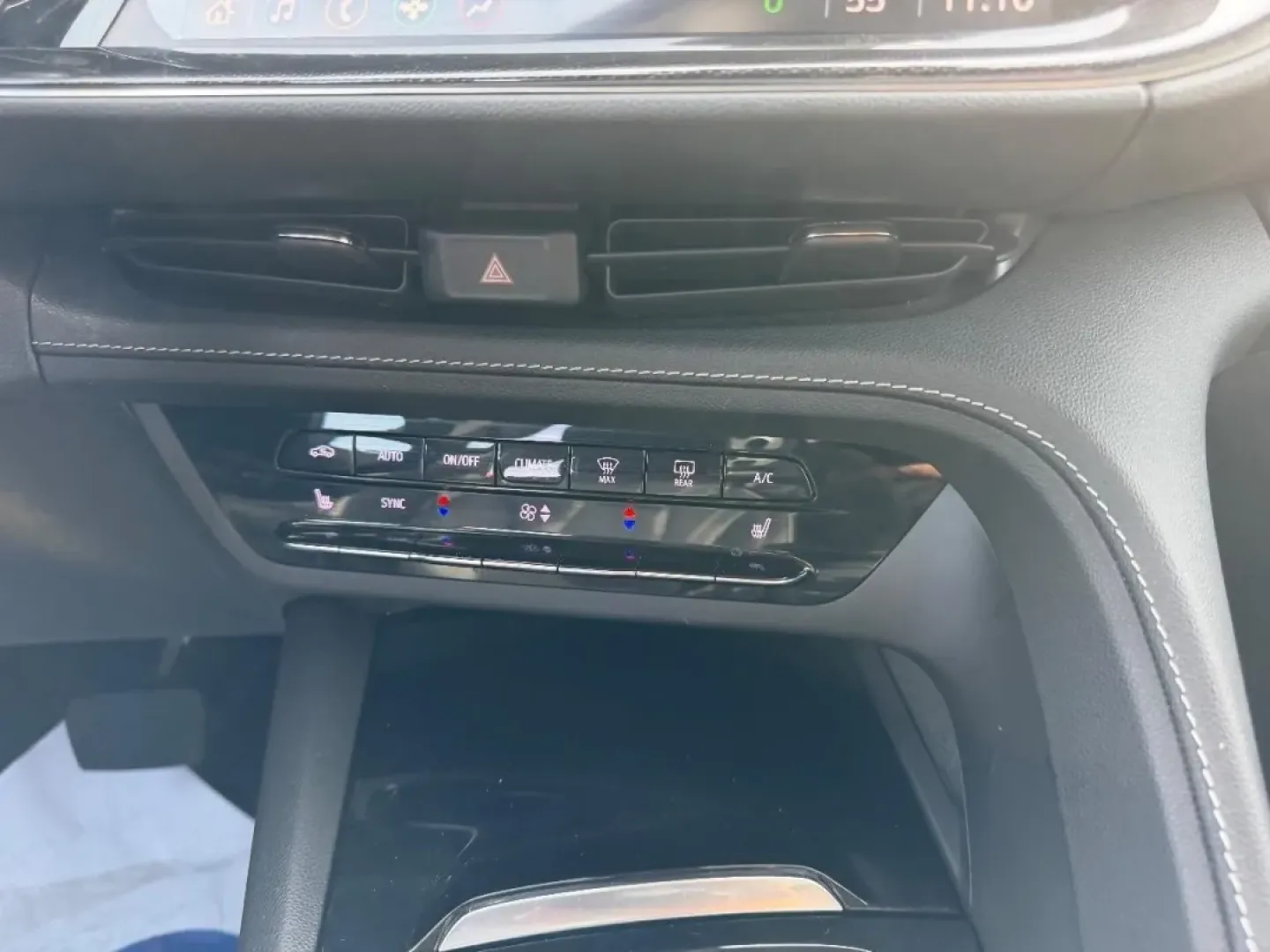 2021 /Ebony seats Leather Buick Envision Essence (LRBFZNR45MD) with an 2.0L engine, Automatic transmission, located at 970 Woodlawn Dr., Farmington, MO, 63640, (573) 431-7800, 37.825642, -90.468674 - **Unleash Your Adventures with the 2021 Buick Envision Essence - Perfect for Your Next Journey!**<br /> <br /> Are you looking for a vehicle that seamlessly blends style, comfort, and practicality? The 2021 Buick Envision Essence is the ideal SUV for those who crave adventure without compromising on - Photo#15