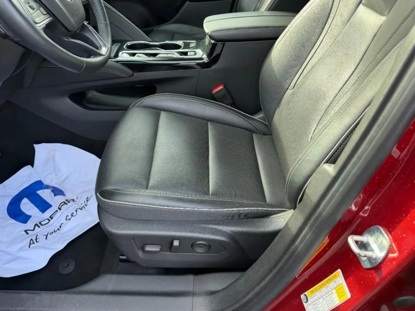 2021 /Ebony seats Leather Buick Envision Essence (LRBFZNR45MD) with an 2.0L engine, Automatic transmission, located at 970 Woodlawn Dr., Farmington, MO, 63640, (573) 431-7800, 37.825642, -90.468674 - **Unleash Your Adventures with the 2021 Buick Envision Essence - Perfect for Your Next Journey!**<br /> <br /> Are you looking for a vehicle that seamlessly blends style, comfort, and practicality? The 2021 Buick Envision Essence is the ideal SUV for those who crave adventure without compromising on - Photo#20