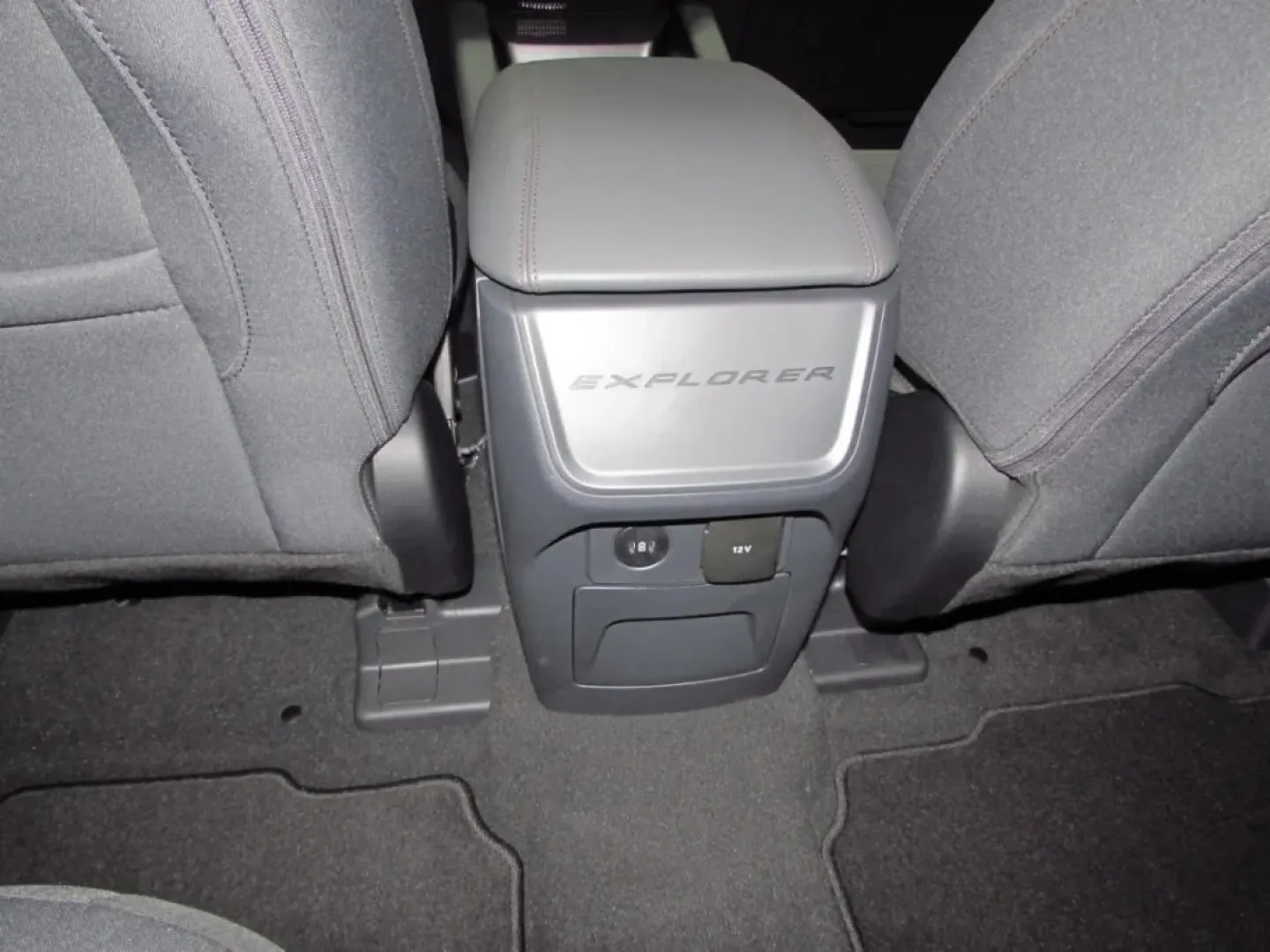 2026 /Dark Space Gray Ford Explorer Active (1FMUK8DH7TG) with an 2.3L EcoBoost I-4 engine, Automatic transmission, located at 12836 Highway 21, De Soto, MO, 63020, (636) 337-7777, 38.151867, -90.575615 - Explore the great outdoors or conquer your daily commute with the perfect blend of style, comfort, and capability: the 2026 Ford Explorer Active. This versatile SUV is not just a vehicle; it's an invitation to adventure, whether you're heading out with the family for a weekend getaway or navigating - Photo#26