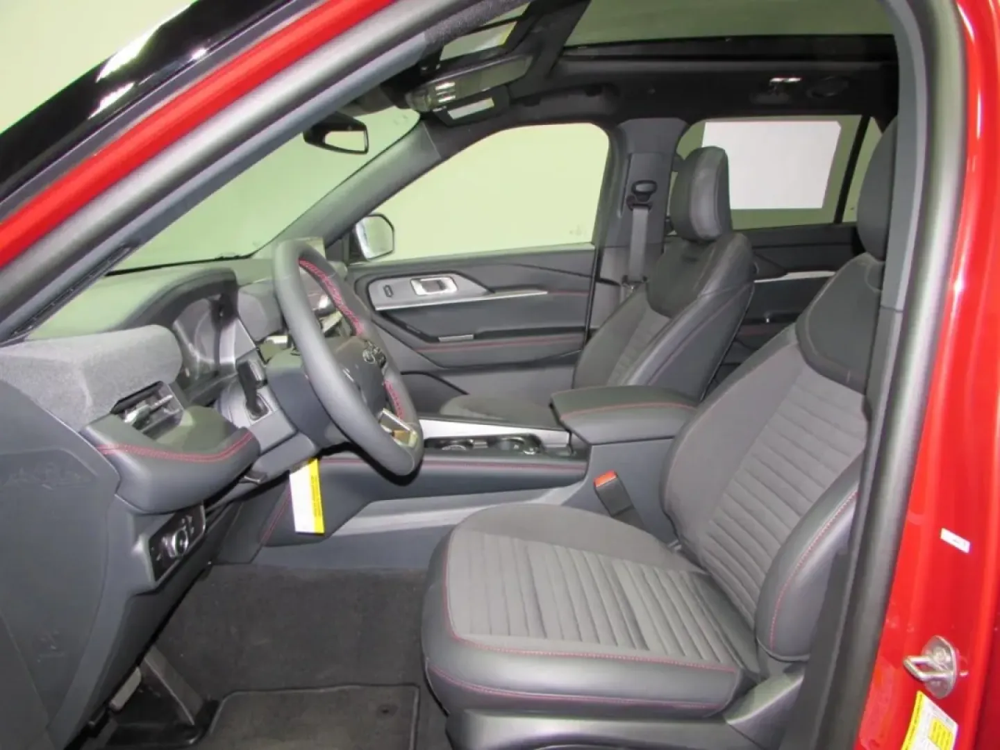 2026 /Onyx Ford Explorer ST-Line (1FMUK8KH9TG) with an 2.3L EcoBoost I-4 engine, Automatic transmission, located at 12836 Highway 21, De Soto, MO, 63020, (636) 337-7777, 38.151867, -90.575615 - **Unleash Adventure with the 2026 Ford Explorer ST-Line: Your Next Family SUV Awaits!**<br /> <br /> If you're on the hunt for a capable vehicle that perfectly balances family outings, weekend adventures, and daily commutes, look no further than the stunning 2026 Ford Explorer ST-Line available at P - Photo#13