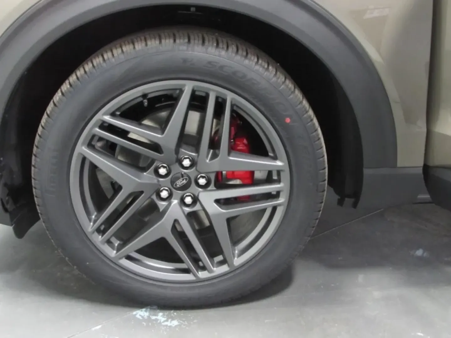 2026 /Onyx Ford Explorer ST (1FMWK8GC9TG) with an 3.0L EcoBoost V6 engine, Automatic transmission, located at 12836 Highway 21, De Soto, MO, 63020, (636) 337-7777, 38.151867, -90.575615 - ### Adventure Awaits with the 2026 Ford Explorer ST at Pettus Ford De Soto!<br /> <br /> Are you ready to elevate your family adventures or weekend getaways? The 2026 Ford Explorer ST, available now at Pettus Ford De Soto in De Soto, MO, is the perfect companion for those who crave excitement and ve - Photo#9