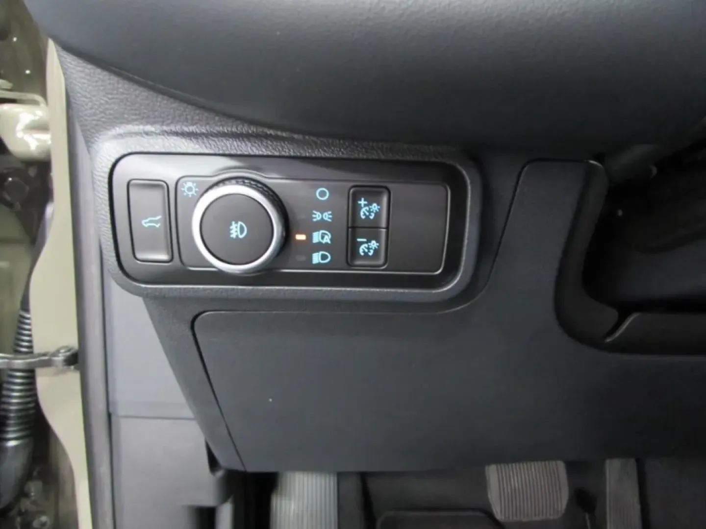 2026 /Onyx Ford Explorer ST (1FMWK8GC9TG) with an 3.0L EcoBoost V6 engine, Automatic transmission, located at 12836 Highway 21, De Soto, MO, 63020, (636) 337-7777, 38.151867, -90.575615 - ### Adventure Awaits with the 2026 Ford Explorer ST at Pettus Ford De Soto!<br /> <br /> Are you ready to elevate your family adventures or weekend getaways? The 2026 Ford Explorer ST, available now at Pettus Ford De Soto in De Soto, MO, is the perfect companion for those who crave excitement and ve - Photo#12