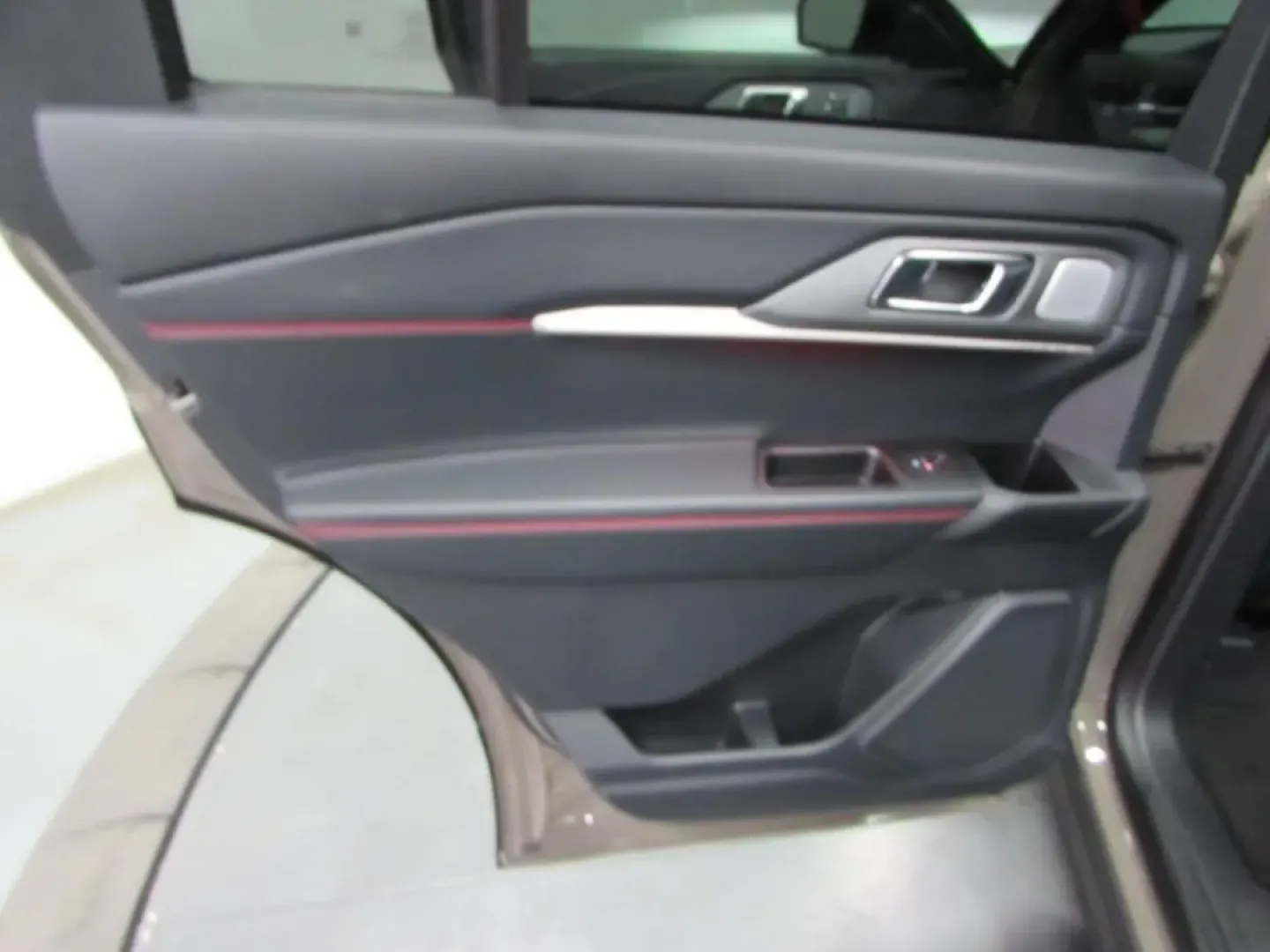 2026 /Onyx Ford Explorer ST (1FMWK8GC9TG) with an 3.0L EcoBoost V6 engine, Automatic transmission, located at 12836 Highway 21, De Soto, MO, 63020, (636) 337-7777, 38.151867, -90.575615 - ### Adventure Awaits with the 2026 Ford Explorer ST at Pettus Ford De Soto!<br /> <br /> Are you ready to elevate your family adventures or weekend getaways? The 2026 Ford Explorer ST, available now at Pettus Ford De Soto in De Soto, MO, is the perfect companion for those who crave excitement and ve - Photo#22