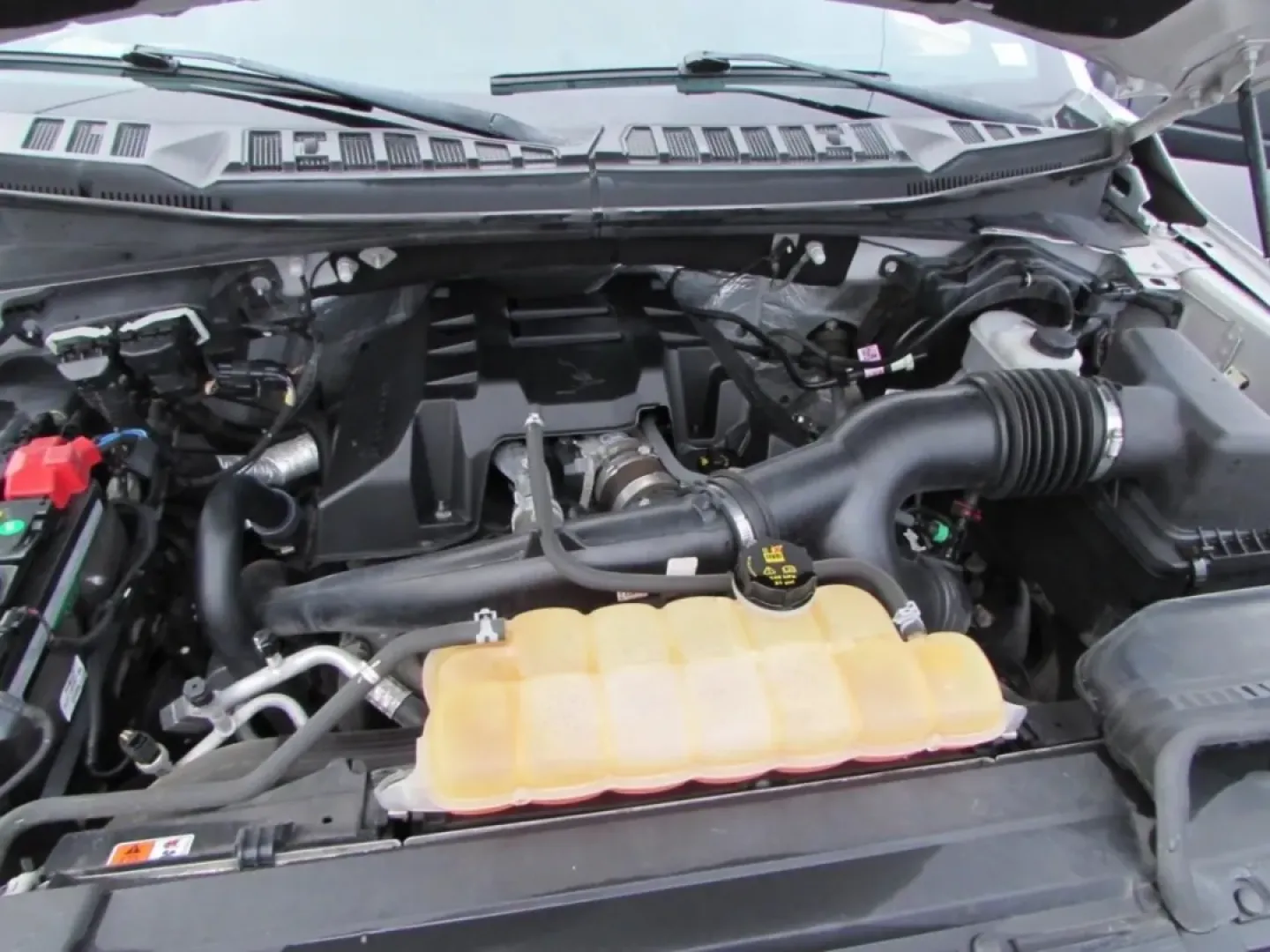 2016 /Gray Ford F-150 XLT (1FTEX1EP1GF) with an Other engine, Automatic transmission, located at 12836 Highway 21, De Soto, MO, 63020, (636) 337-7777, 38.151867, -90.575615 - **Unleash Your Adventurous Side with the 2016 Ford F-150 at Pettus Ford De Soto!**<br /> <br /> Are you ready to elevate your weekend getaways or enhance your daily commute? Look no further than this robust 2016 Ford F-150, now available at Pettus Ford De Soto, your trusted OEM dealership located at - Photo#7