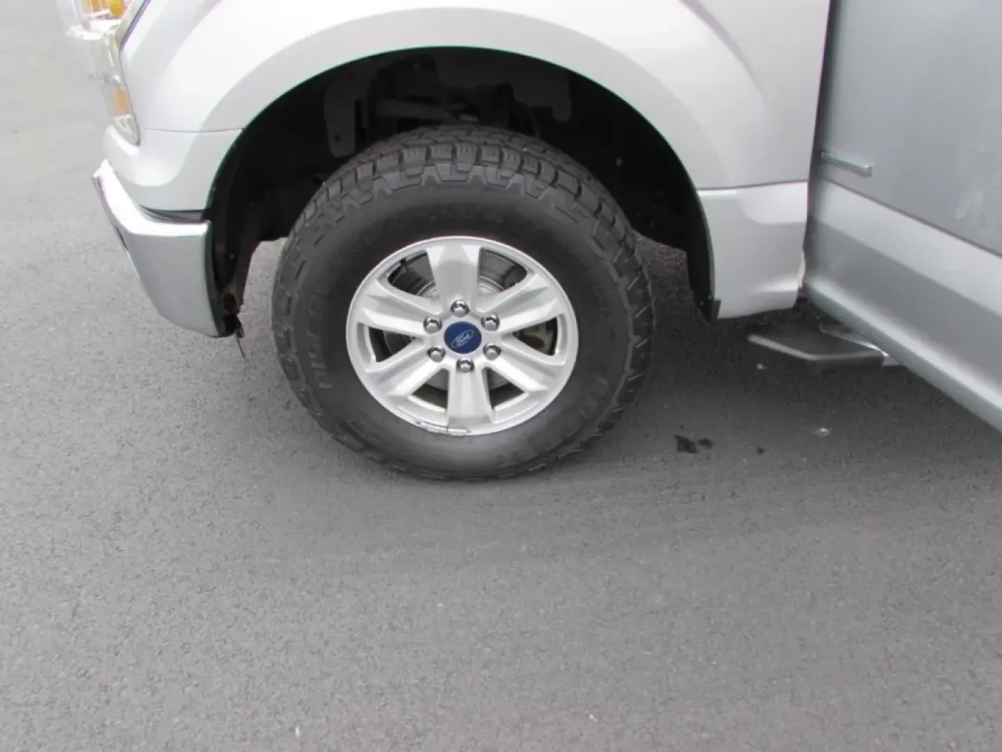 2016 /Gray Ford F-150 XLT (1FTEX1EP1GF) with an Other engine, Automatic transmission, located at 12836 Highway 21, De Soto, MO, 63020, (636) 337-7777, 38.151867, -90.575615 - **Unleash Your Adventurous Side with the 2016 Ford F-150 at Pettus Ford De Soto!**<br /> <br /> Are you ready to elevate your weekend getaways or enhance your daily commute? Look no further than this robust 2016 Ford F-150, now available at Pettus Ford De Soto, your trusted OEM dealership located at - Photo#8