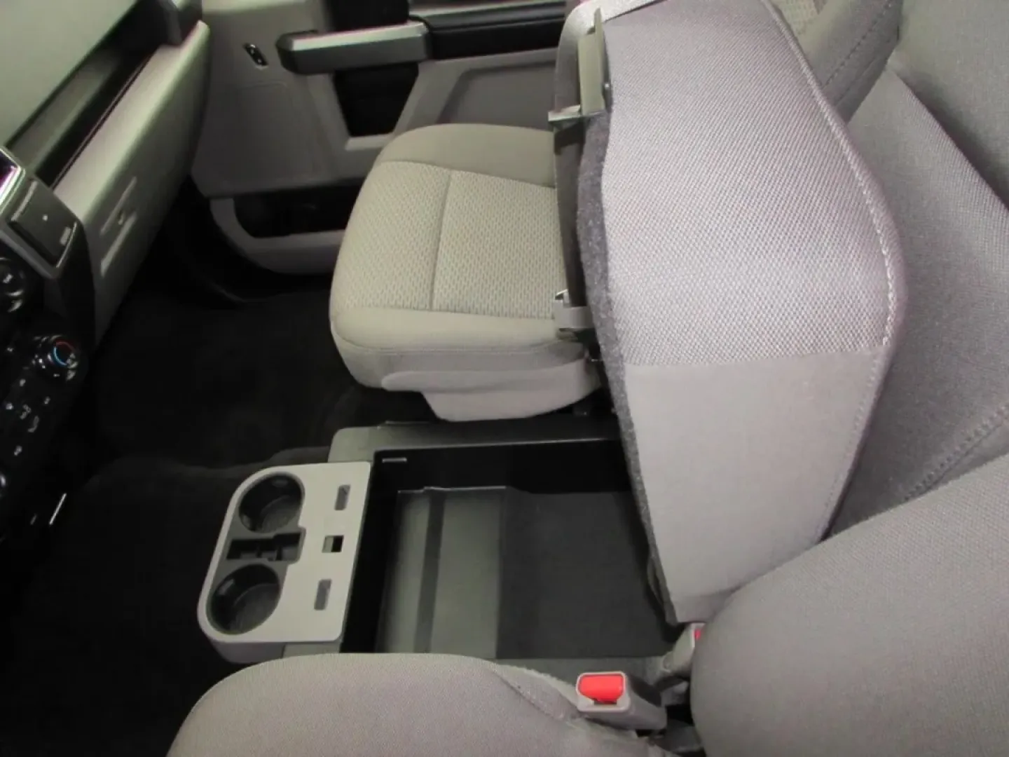 2016 /Gray Ford F-150 XLT (1FTEX1EP1GF) with an Other engine, Automatic transmission, located at 12836 Highway 21, De Soto, MO, 63020, (636) 337-7777, 38.151867, -90.575615 - **Unleash Your Adventurous Side with the 2016 Ford F-150 at Pettus Ford De Soto!**<br /> <br /> Are you ready to elevate your weekend getaways or enhance your daily commute? Look no further than this robust 2016 Ford F-150, now available at Pettus Ford De Soto, your trusted OEM dealership located at - Photo#24