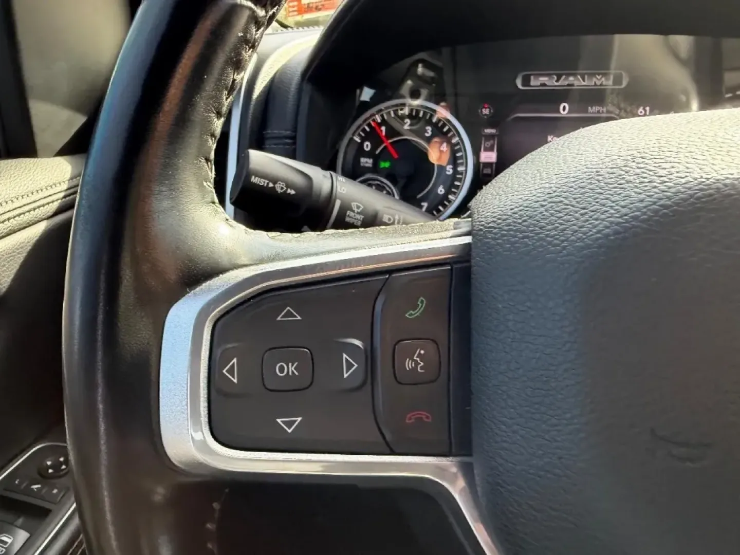 2021 /Black Leather Ram 1500 Laramie (1C6SRFJT5MN) with an 5.7L engine, located at 970 Woodlawn Dr., Farmington, MO, 63640, (573) 431-7800, 37.825642, -90.468674 - **Adventure Awaits with the 2021 Ram 1500 Your Perfect Truck for Any Journey!**<br /> <br /> Are you ready to elevate your driving experience? Whether you're hauling gear for a weekend getaway or navigating your daily commute, the 2021 Ram 1500 at Pettus CDJR Farmington is the ultimate companion fo - Photo#11