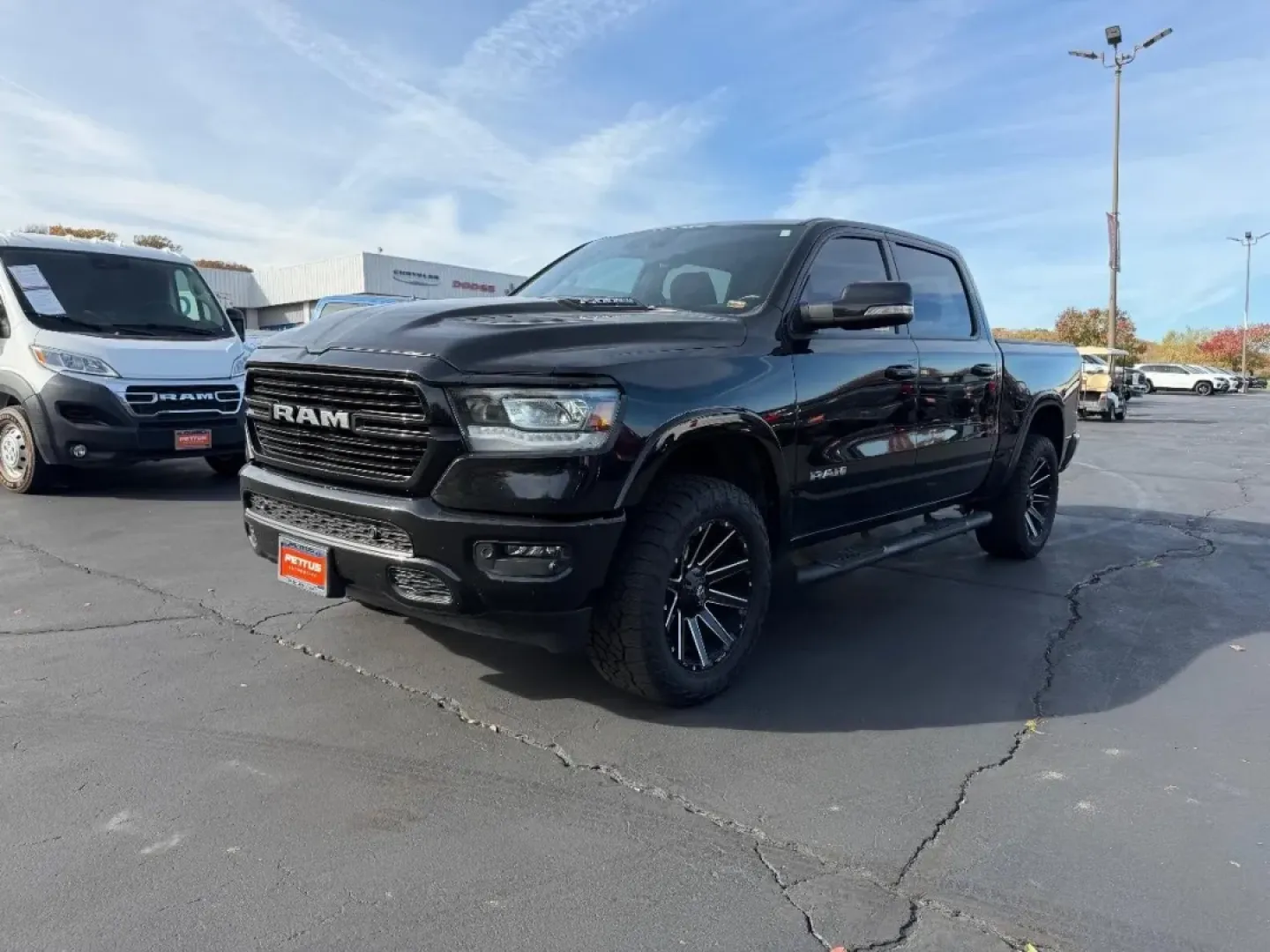 2021 /Black Leather Ram 1500 Laramie (1C6SRFJT5MN) with an 5.7L engine, located at 970 Woodlawn Dr., Farmington, MO, 63640, (573) 431-7800, 37.825642, -90.468674 - **Adventure Awaits with the 2021 Ram 1500 Your Perfect Truck for Any Journey!**<br /> <br /> Are you ready to elevate your driving experience? Whether you're hauling gear for a weekend getaway or navigating your daily commute, the 2021 Ram 1500 at Pettus CDJR Farmington is the ultimate companion fo - Photo#6
