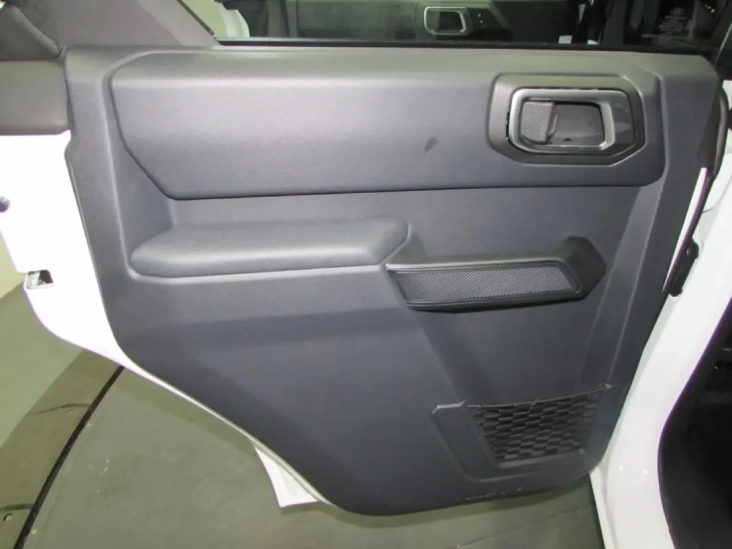 2025 /Dark Gray W/Black Onyx Ford Bronco Base (1FMDE6BH7SL) with an 2.3L EcoBoost I-4 engine, located at 12836 Highway 21, De Soto, MO, 63020, (636) 337-7777, 38.151867, -90.575615 - For adventurers and outdoor enthusiasts seeking their next thrill, the 2025 Ford Bronco is the ideal companion, ready to tackle rugged trails and urban jungles alike. With its robust 2.3L EcoBoost I-4 engine and four-wheel drive, this SUV is built for both weekend getaways and daily commutes. If you - Photo#19