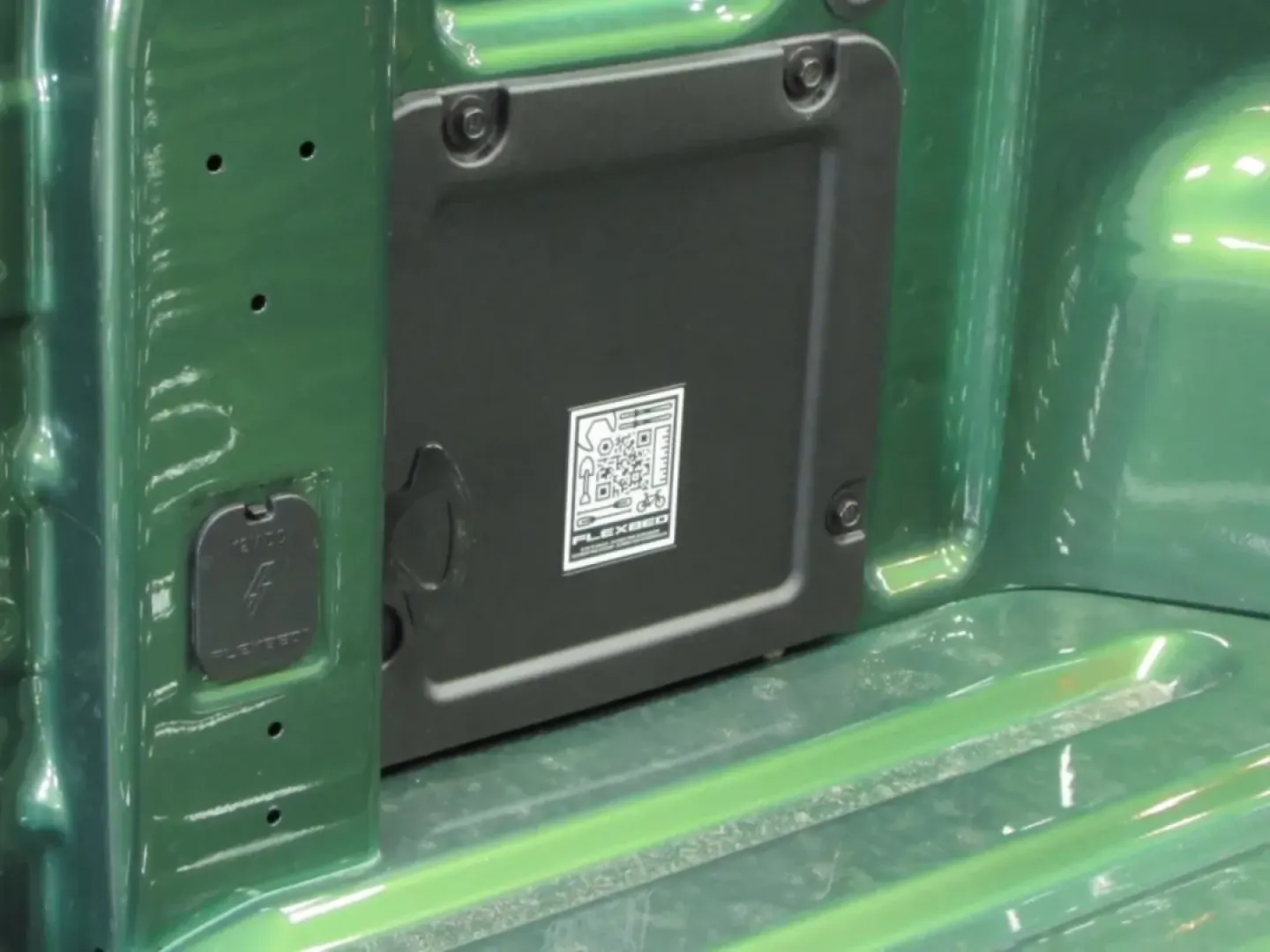 2025 /Black Onyx/Dark Slate Ford Maverick XL (3FTTW8B30SR) with an 2.5L Hybrid engine, located at 12836 Highway 21, De Soto, MO, 63020, (636) 337-7777, 38.151867, -90.575615 - **Discover Adventure with the 2025 Ford Maverick XL Perfect for Your Lifestyle!**<br /> <br /> If you're looking for a vehicle that seamlessly blends utility with comfort, look no further than the 2025 Ford Maverick XL. This remarkable truck is the perfect companion for weekend adventures, daily co - Photo#12