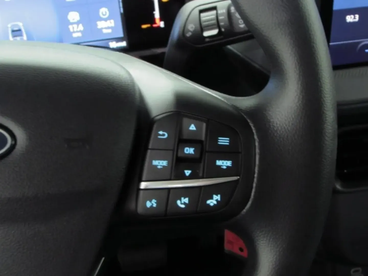 2025 /Black Onyx/Dark Slate Ford Maverick XL (3FTTW8B30SR) with an 2.5L Hybrid engine, located at 12836 Highway 21, De Soto, MO, 63020, (636) 337-7777, 38.151867, -90.575615 - **Discover Adventure with the 2025 Ford Maverick XL Perfect for Your Lifestyle!**<br /> <br /> If you're looking for a vehicle that seamlessly blends utility with comfort, look no further than the 2025 Ford Maverick XL. This remarkable truck is the perfect companion for weekend adventures, daily co - Photo#18