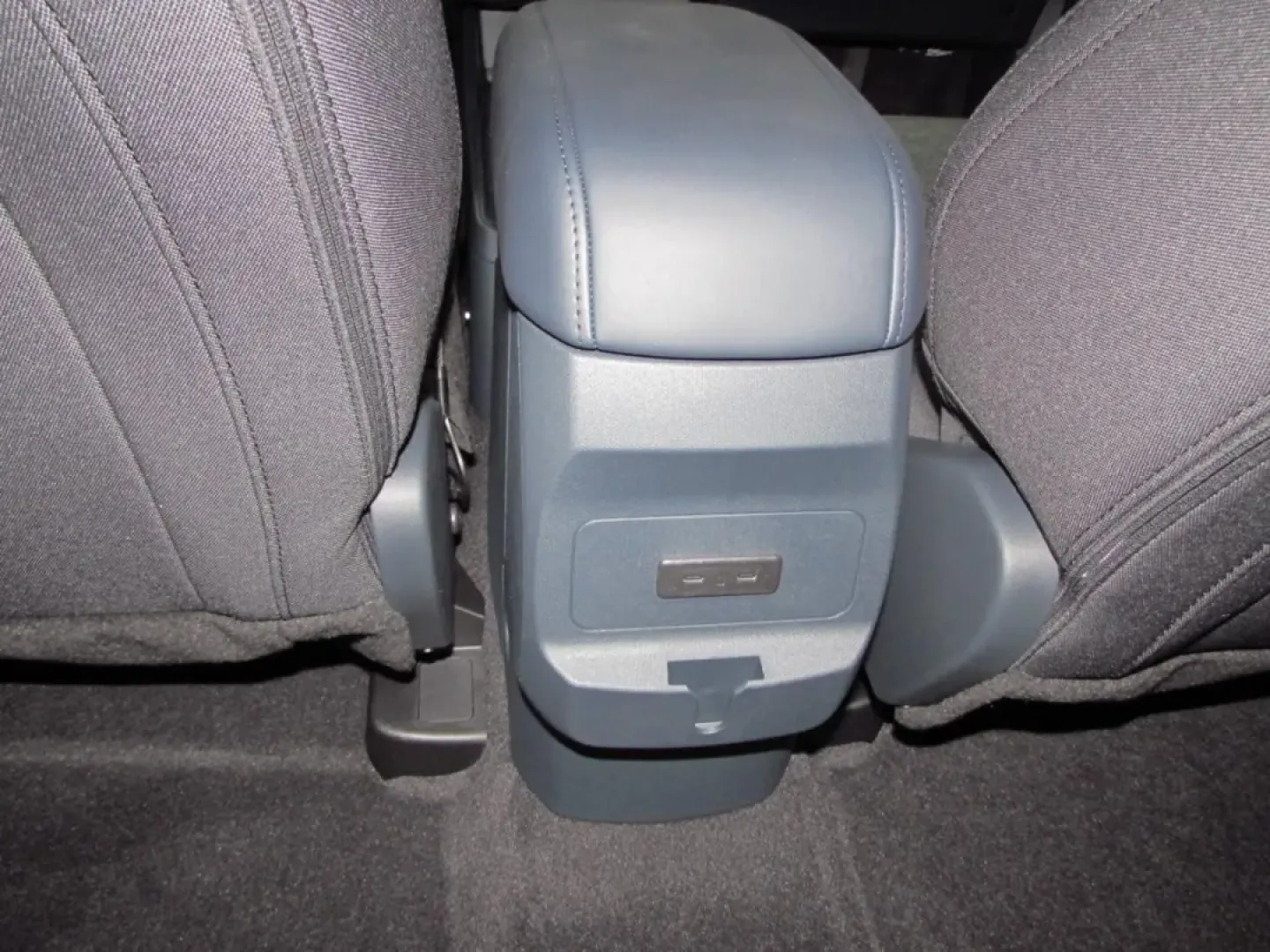 2025 /Black Onyx/Dark Slate Ford Maverick XL (3FTTW8B30SR) with an 2.5L Hybrid engine, located at 12836 Highway 21, De Soto, MO, 63020, (636) 337-7777, 38.151867, -90.575615 - **Discover Adventure with the 2025 Ford Maverick XL Perfect for Your Lifestyle!**<br /> <br /> If you're looking for a vehicle that seamlessly blends utility with comfort, look no further than the 2025 Ford Maverick XL. This remarkable truck is the perfect companion for weekend adventures, daily co - Photo#27