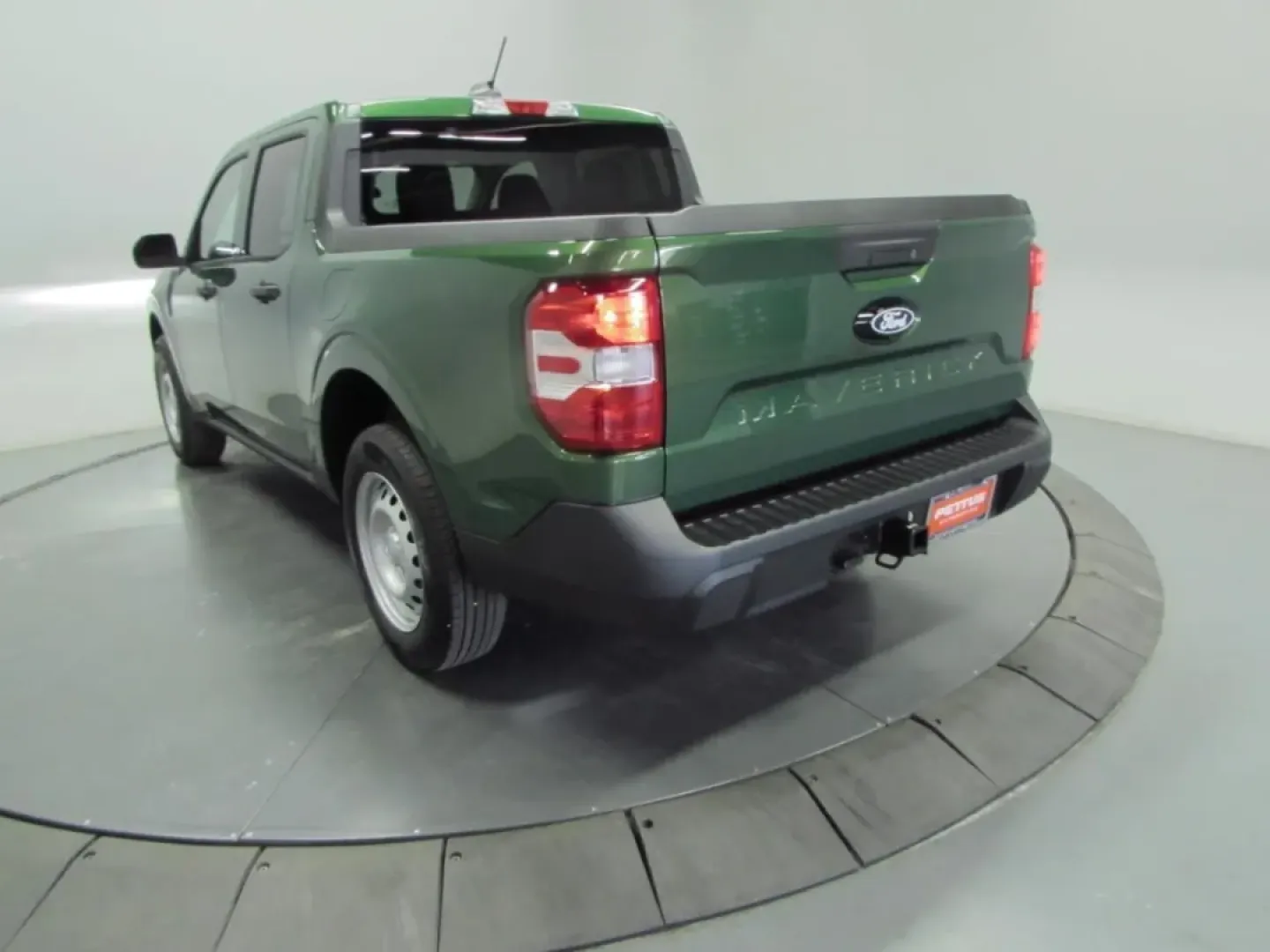 2025 /Black Onyx/Dark Slate Ford Maverick XL (3FTTW8B30SR) with an 2.5L Hybrid engine, located at 12836 Highway 21, De Soto, MO, 63020, (636) 337-7777, 38.151867, -90.575615 - **Discover Adventure with the 2025 Ford Maverick XL Perfect for Your Lifestyle!**<br /> <br /> If you're looking for a vehicle that seamlessly blends utility with comfort, look no further than the 2025 Ford Maverick XL. This remarkable truck is the perfect companion for weekend adventures, daily co - Photo#5