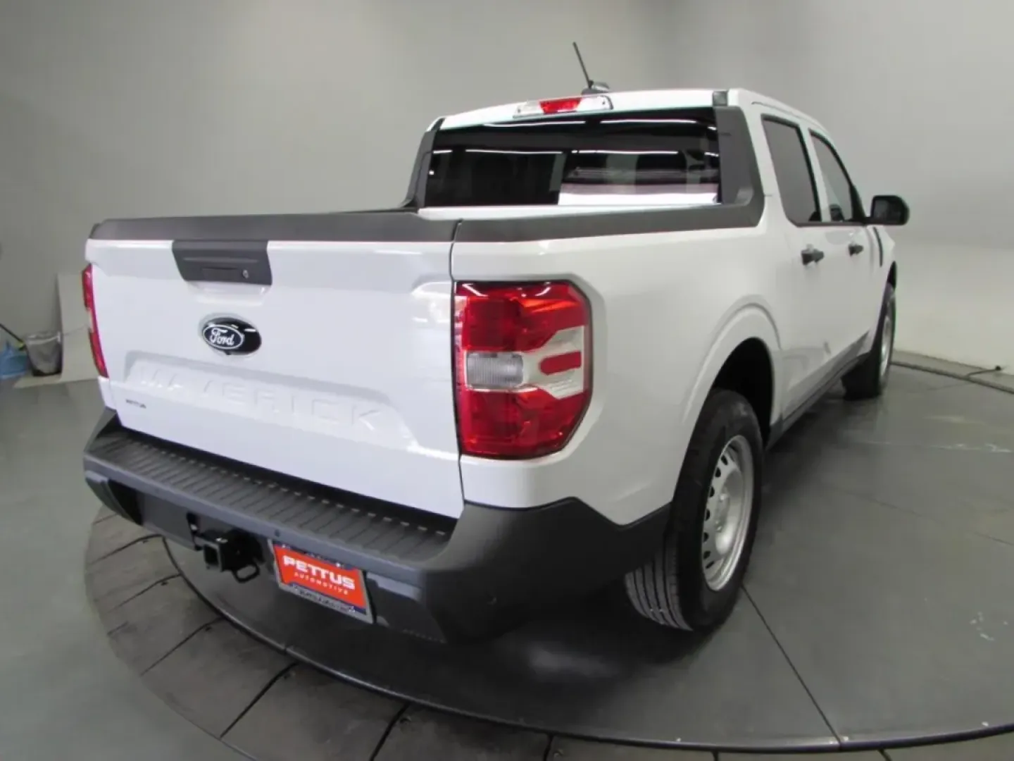 2025 /Black Onyx/Dark Slate Ford Maverick XL (3FTTW8B34SR) with an 2.5L Hybrid engine, located at 12836 Highway 21, De Soto, MO, 63020, (636) 337-7777, 38.151867, -90.575615 - ### Experience Versatility with the 2025 Ford Maverick XL at Pettus Ford De Soto<br /> <br /> Are you searching for a vehicle that can seamlessly blend your daily commuting needs with weekend adventures? Look no further than the 2025 Ford Maverick XL, now available at Pettus Ford De Soto. Located at - Photo#7