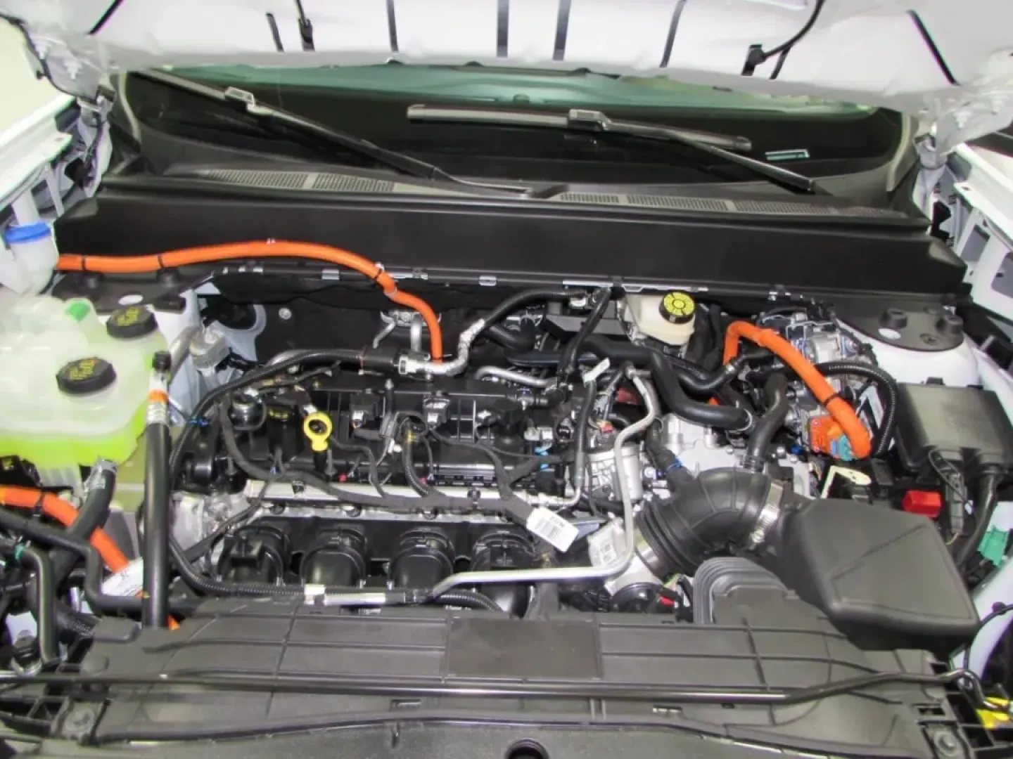 2025 /Black Onyx/Dark Slate Ford Maverick XL (3FTTW8B37SR) with an 2.5L Hybrid engine, located at 12836 Highway 21, De Soto, MO, 63020, (636) 337-7777, 38.151867, -90.575615 - **Elevate Your Weekend Adventures with the 2025 Ford Maverick XL at Pettus Ford De Soto!**<br /> <br /> Are you ready to embrace the open road and enjoy outdoor escapades with family and friends? Look no further than the 2025 Ford Maverick XL, the perfect blend of capability, comfort, and cutting-ed - Photo#8