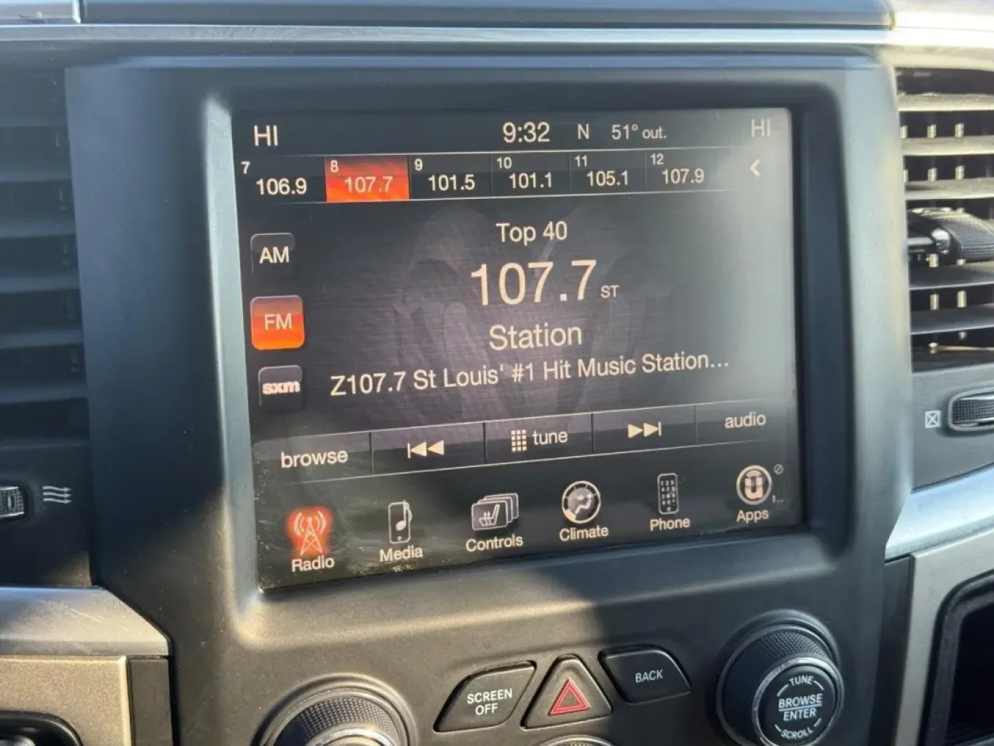 2017 /Diesel Gray/Black Cloth Ram 1500 Big Horn (1C6RR7LMXHS) with an 3.0L V6 engine, Automatic transmission, located at 970 Woodlawn Dr., Farmington, MO, 63640, (573) 431-7800, 37.825642, -90.468674 - **Unleash Your Adventure with the 2017 Ram 1500 Perfect for Life's Journeys!**<br /> <br /> Are you ready to take on the road whether for work, family outings, or weekend adventures? The 2017 Ram 1500 is the ultimate truck that combines power, efficiency, and comfort, making it a top choice for tho - Photo#14