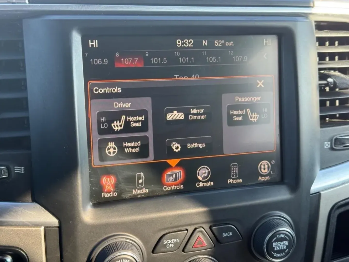 2017 /Diesel Gray/Black Cloth Ram 1500 Big Horn (1C6RR7LMXHS) with an 3.0L V6 engine, Automatic transmission, located at 970 Woodlawn Dr., Farmington, MO, 63640, (573) 431-7800, 37.825642, -90.468674 - **Unleash Your Adventure with the 2017 Ram 1500 Perfect for Life's Journeys!**<br /> <br /> Are you ready to take on the road whether for work, family outings, or weekend adventures? The 2017 Ram 1500 is the ultimate truck that combines power, efficiency, and comfort, making it a top choice for tho - Photo#15