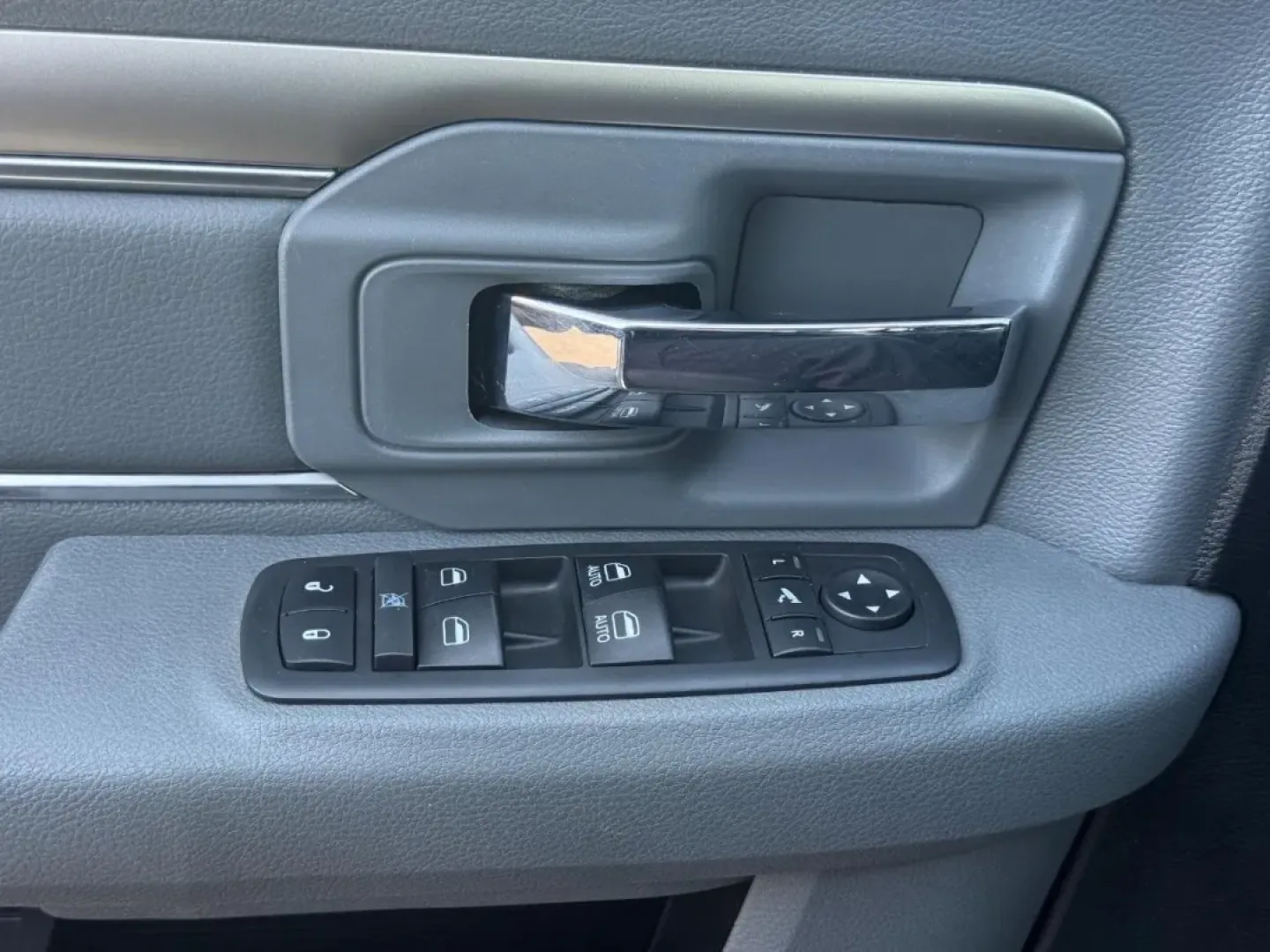 2017 /Diesel Gray/Black Cloth Ram 1500 Big Horn (1C6RR7LMXHS) with an 3.0L V6 engine, Automatic transmission, located at 970 Woodlawn Dr., Farmington, MO, 63640, (573) 431-7800, 37.825642, -90.468674 - **Unleash Your Adventure with the 2017 Ram 1500 Perfect for Life's Journeys!**<br /> <br /> Are you ready to take on the road whether for work, family outings, or weekend adventures? The 2017 Ram 1500 is the ultimate truck that combines power, efficiency, and comfort, making it a top choice for tho - Photo#21