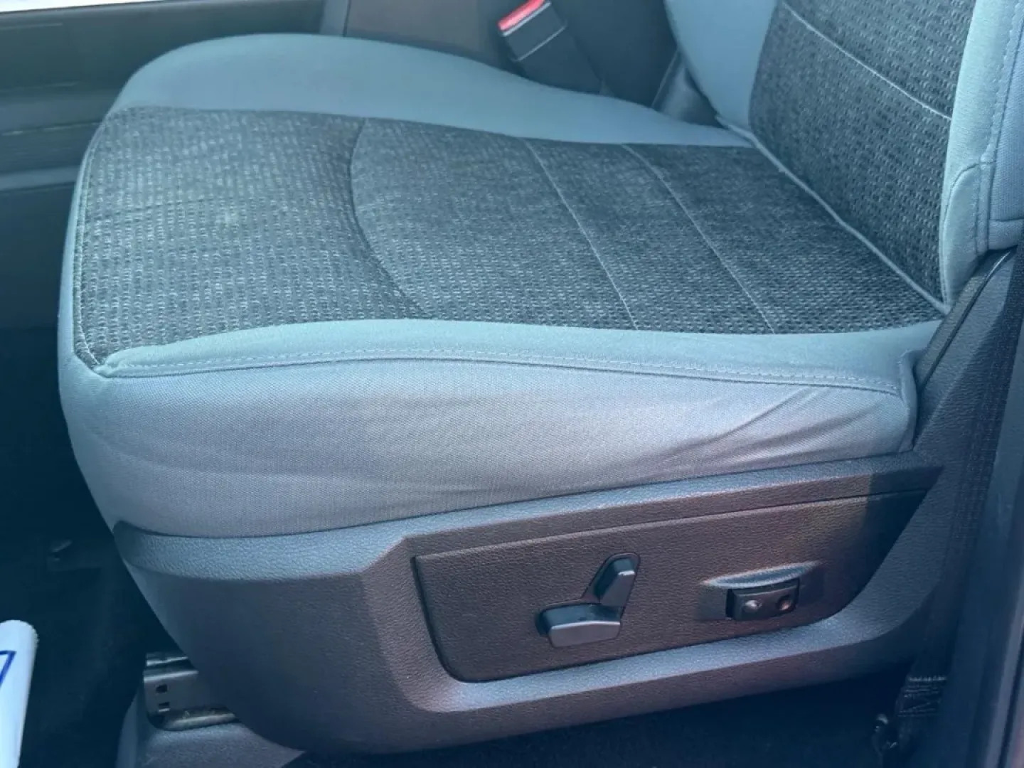 2017 /Diesel Gray/Black Cloth Ram 1500 Big Horn (1C6RR7LMXHS) with an 3.0L V6 engine, Automatic transmission, located at 970 Woodlawn Dr., Farmington, MO, 63640, (573) 431-7800, 37.825642, -90.468674 - **Unleash Your Adventure with the 2017 Ram 1500 Perfect for Life's Journeys!**<br /> <br /> Are you ready to take on the road whether for work, family outings, or weekend adventures? The 2017 Ram 1500 is the ultimate truck that combines power, efficiency, and comfort, making it a top choice for tho - Photo#22