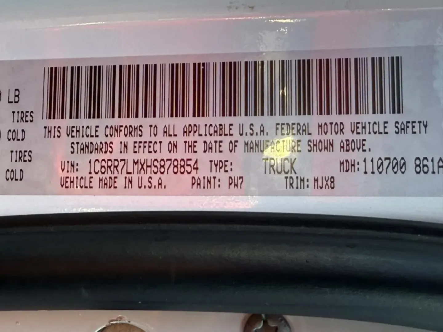 2017 /Diesel Gray/Black Cloth Ram 1500 Big Horn (1C6RR7LMXHS) with an 3.0L V6 engine, Automatic transmission, located at 970 Woodlawn Dr., Farmington, MO, 63640, (573) 431-7800, 37.825642, -90.468674 - **Unleash Your Adventure with the 2017 Ram 1500 Perfect for Life's Journeys!**<br /> <br /> Are you ready to take on the road whether for work, family outings, or weekend adventures? The 2017 Ram 1500 is the ultimate truck that combines power, efficiency, and comfort, making it a top choice for tho - Photo#23
