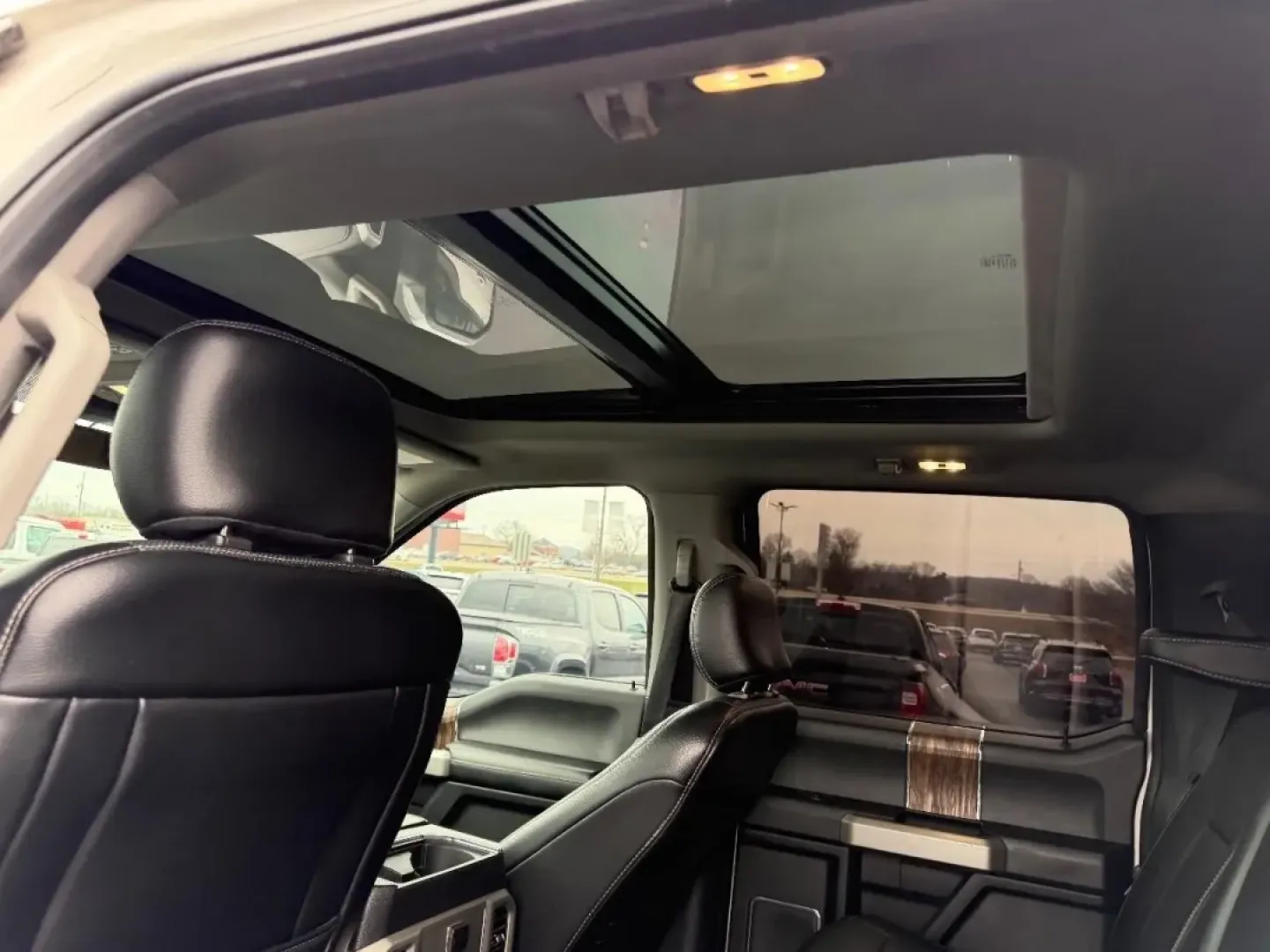 2018 /Black Leather Ford F-150 Lariat (1FTEW1EG6JF) with an 3.5L V6 engine, located at 970 Woodlawn Dr., Farmington, MO, 63640, (573) 431-7800, 37.825642, -90.468674 - **Unleash Your Adventurous Spirit with the 2018 Ford F-150 Perfect for Work and Play!**<br /> <br /> Are you searching for a robust vehicle that can keep up with your busy lifestyle? Whether you need a reliable truck for work, weekend adventures, or family outings, the 2018 Ford F-150 is the perfec - Photo#9