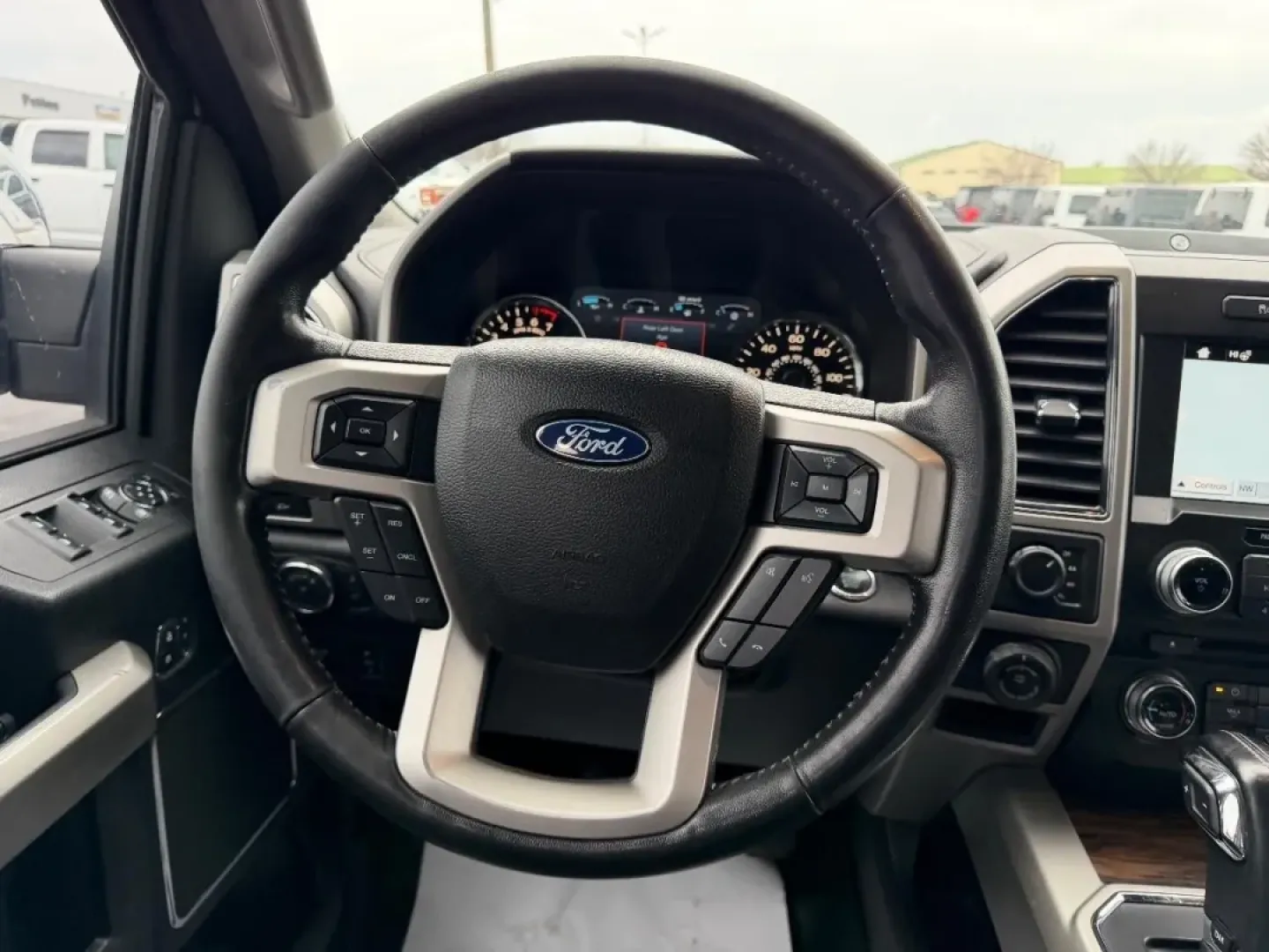 2018 /Black Leather Ford F-150 Lariat (1FTEW1EG6JF) with an 3.5L V6 engine, located at 970 Woodlawn Dr., Farmington, MO, 63640, (573) 431-7800, 37.825642, -90.468674 - **Unleash Your Adventurous Spirit with the 2018 Ford F-150 Perfect for Work and Play!**<br /> <br /> Are you searching for a robust vehicle that can keep up with your busy lifestyle? Whether you need a reliable truck for work, weekend adventures, or family outings, the 2018 Ford F-150 is the perfec - Photo#11