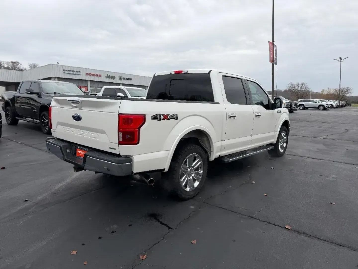 2018 /Black Leather Ford F-150 Lariat (1FTEW1EG6JF) with an 3.5L V6 engine, located at 970 Woodlawn Dr., Farmington, MO, 63640, (573) 431-7800, 37.825642, -90.468674 - **Unleash Your Adventurous Spirit with the 2018 Ford F-150 Perfect for Work and Play!**<br /> <br /> Are you searching for a robust vehicle that can keep up with your busy lifestyle? Whether you need a reliable truck for work, weekend adventures, or family outings, the 2018 Ford F-150 is the perfec - Photo#2