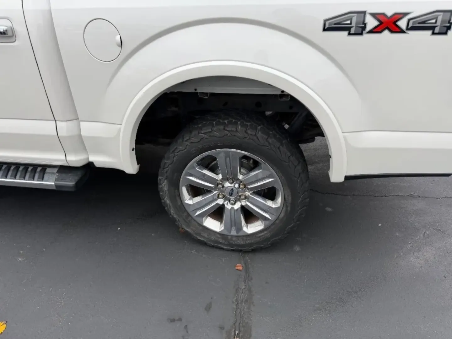 2018 /Black Leather Ford F-150 Lariat (1FTEW1EG6JF) with an 3.5L V6 engine, located at 970 Woodlawn Dr., Farmington, MO, 63640, (573) 431-7800, 37.825642, -90.468674 - **Unleash Your Adventurous Spirit with the 2018 Ford F-150 Perfect for Work and Play!**<br /> <br /> Are you searching for a robust vehicle that can keep up with your busy lifestyle? Whether you need a reliable truck for work, weekend adventures, or family outings, the 2018 Ford F-150 is the perfec - Photo#5