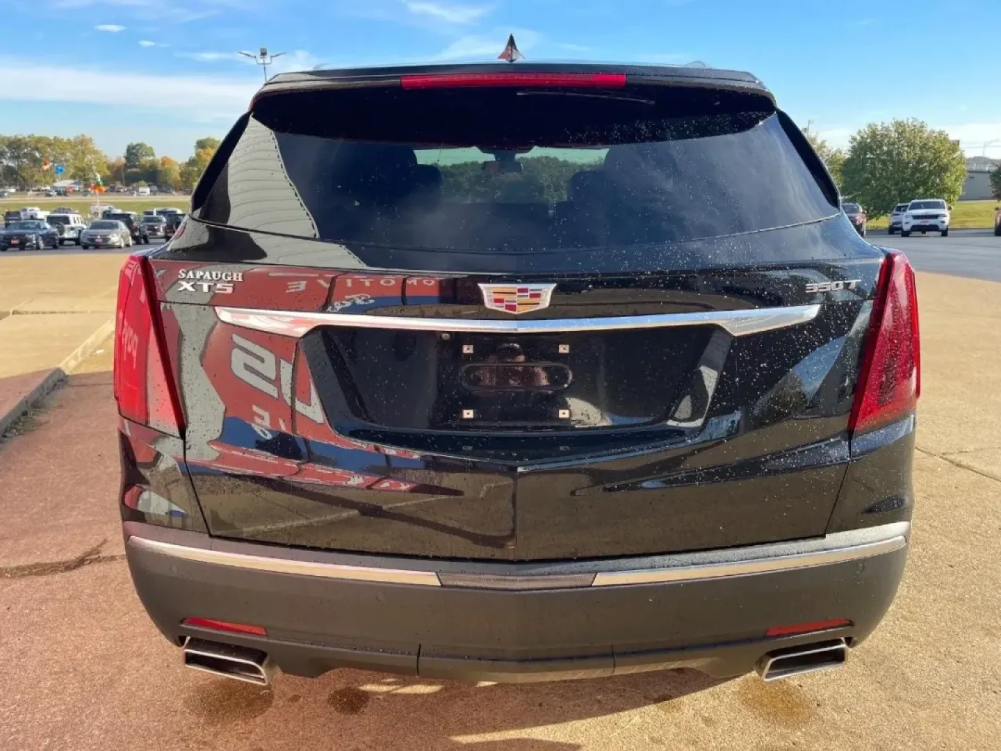 2023 /Jet Black Leather Cadillac XT5 Luxury (1GYKNAR40PZ) with an 2.0L Turbo / 4-cylinder / SIDI engine, Automatic transmission, located at 970 Woodlawn Dr., Farmington, MO, 63640, (573) 431-7800, 37.825642, -90.468674 - **Elevate Your Commute with the 2023 Cadillac XT5 FWD Luxury Perfect for Families and Professionals Alike!**<br /> <br /> Are you in search of a vehicle that seamlessly combines style, comfort, and versatility? Look no further than the stunning 2023 Cadillac XT5 FWD Luxury, available now at Pettus - Photo#4