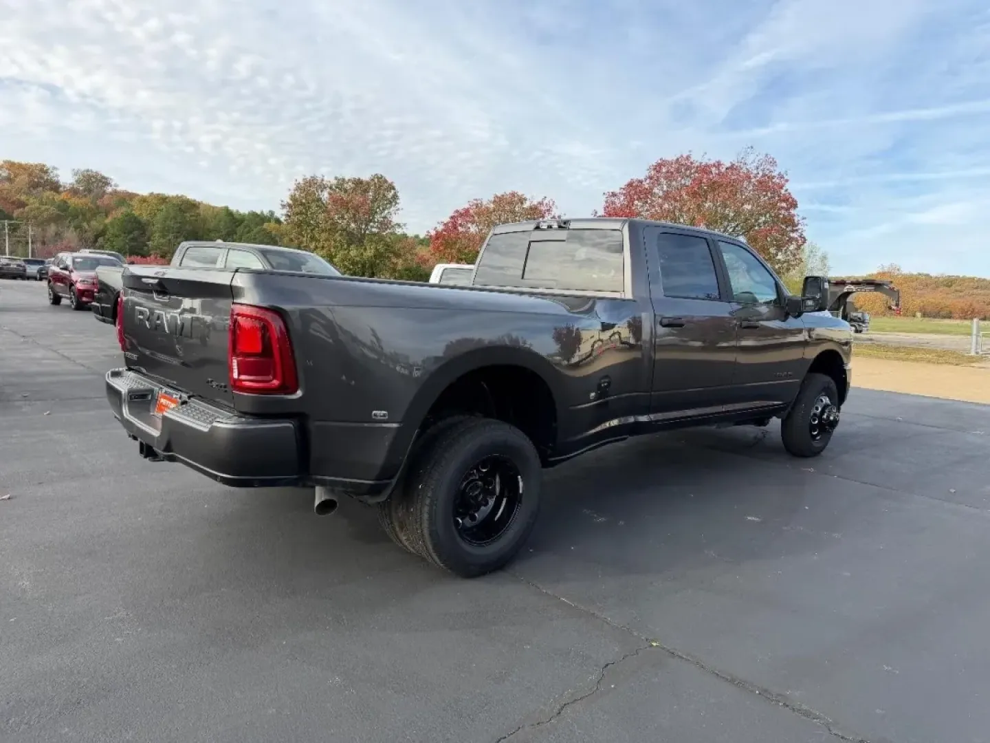 2025 /Diesel Gray/Black Cloth Ram 3500 Big Horn (3C63RRHL3SG) with an Straight 6 Turbocharged Diesel engine, located at 970 Woodlawn Dr., Farmington, MO, 63640, (573) 431-7800, 37.825642, -90.468674 - **Experience Unmatched Power and Comfort with the 2025 Ram 3500 Big Horn at Pettus CDJR Farmington!**<br /> <br /> Are you a hard-working individual looking for a truck that can handle both your daily demands and your weekend adventures? Look no further than the 2025 Ram 3500 Big Horn, available now - Photo#2
