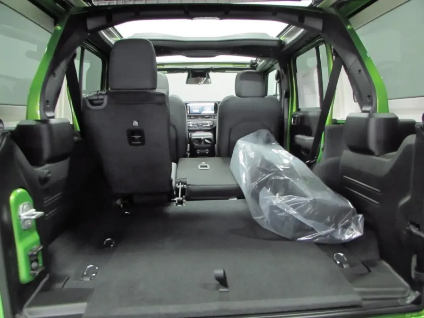 2026 /Black Jeep Wrangler Willys (1C4PJXDG9TW) with an Other engine, located at 12830 Highway 21, De Soto, MO, 63020, (636) 337-7777, 38.153099, -90.573624 - Are you ready to elevate your adventure game? The 2026 Jeep Wrangler is the perfect vehicle for those who crave both city driving and weekend excursions. With its rugged design and top-notch capabilities, this SUV is not just a means of transportation, but a lifestyle choice for those who seek thril - Photo#30