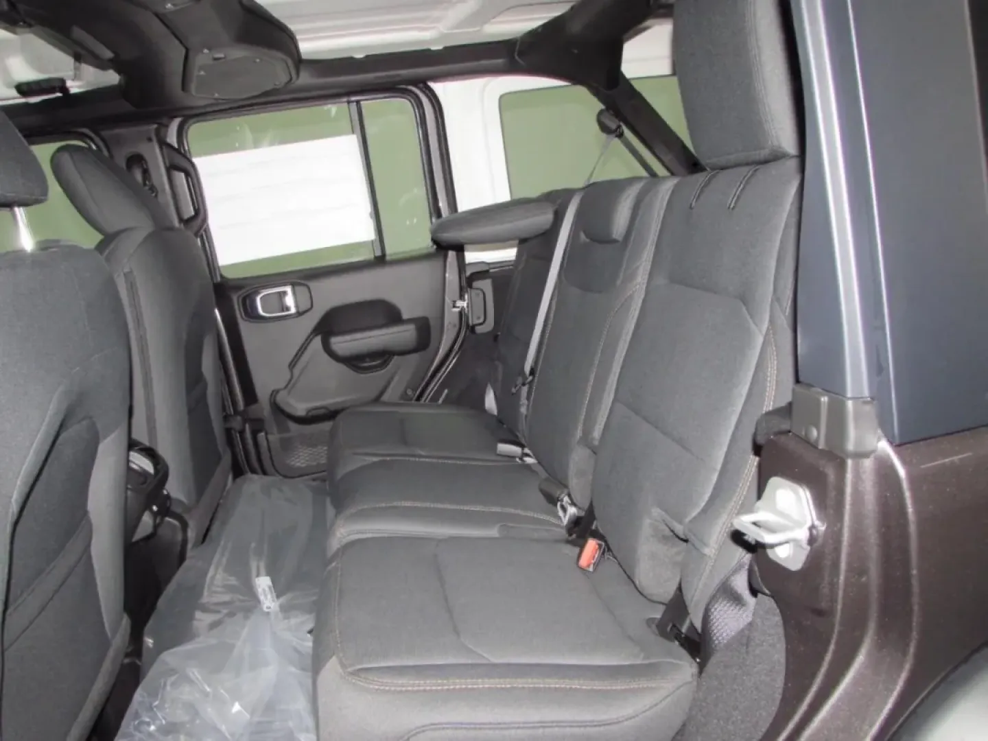 2026 /Black Jeep Wrangler Sport (1C4PJXDN5TW) with an Other engine, located at 12830 Highway 21, De Soto, MO, 63020, (636) 337-7777, 38.153099, -90.573624 - **Adventure Awaits with the 2026 Jeep Wrangler at Pettus CDJR DeSoto!**<br /> <br /> Are you ready to elevate your outdoor adventures and weekend getaways? The 2026 Jeep Wrangler is the perfect companion for those who crave excitement and exploration. This rugged SUV is specifically designed for thr - Photo#23