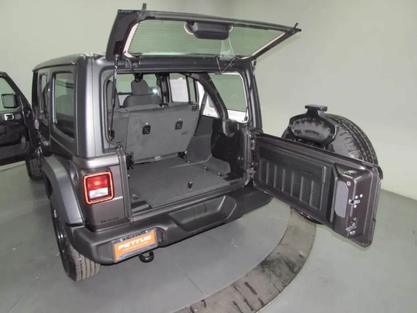 2026 /Black Jeep Wrangler Sport (1C4PJXDN5TW) with an Other engine, located at 12830 Highway 21, De Soto, MO, 63020, (636) 337-7777, 38.153099, -90.573624 - **Adventure Awaits with the 2026 Jeep Wrangler at Pettus CDJR DeSoto!**<br /> <br /> Are you ready to elevate your outdoor adventures and weekend getaways? The 2026 Jeep Wrangler is the perfect companion for those who crave excitement and exploration. This rugged SUV is specifically designed for thr - Photo#25