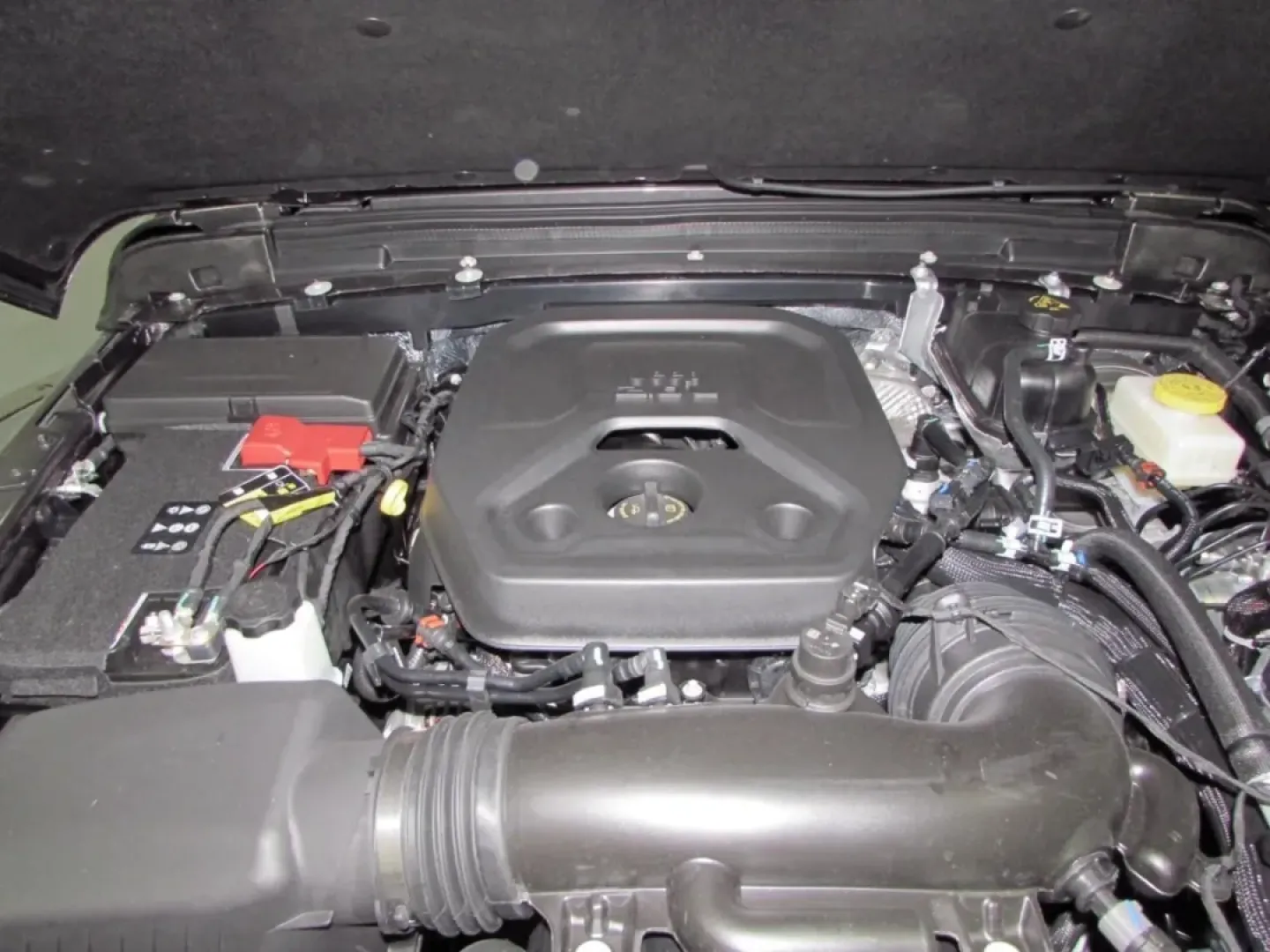 2026 /Black Jeep Wrangler Sport (1C4PJXDN5TW) with an Other engine, located at 12830 Highway 21, De Soto, MO, 63020, (636) 337-7777, 38.153099, -90.573624 - **Adventure Awaits with the 2026 Jeep Wrangler at Pettus CDJR DeSoto!**<br /> <br /> Are you ready to elevate your outdoor adventures and weekend getaways? The 2026 Jeep Wrangler is the perfect companion for those who crave excitement and exploration. This rugged SUV is specifically designed for thr - Photo#8