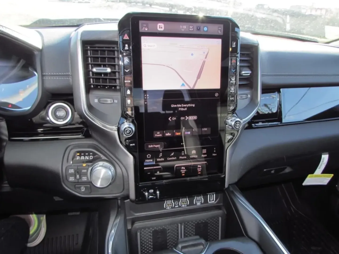 2026 /Black Ram 1500 Laramie (1C6SRFJT7TN) with an Other engine, Automatic transmission, located at 12830 Highway 21, De Soto, MO, 63020, (636) 337-7777, 38.153099, -90.573624 - **Unleash Your Adventurous Spirit with the 2026 Ram 1500 Laramie in De Soto, MO!**<br /> <br /> Are you ready to elevate your lifestyle with a truck that can handle both the daily grind and weekend adventures? Introducing the stunning 2026 Ram 1500 Laramie, a perfect blend of power, comfort, and cut - Photo#25