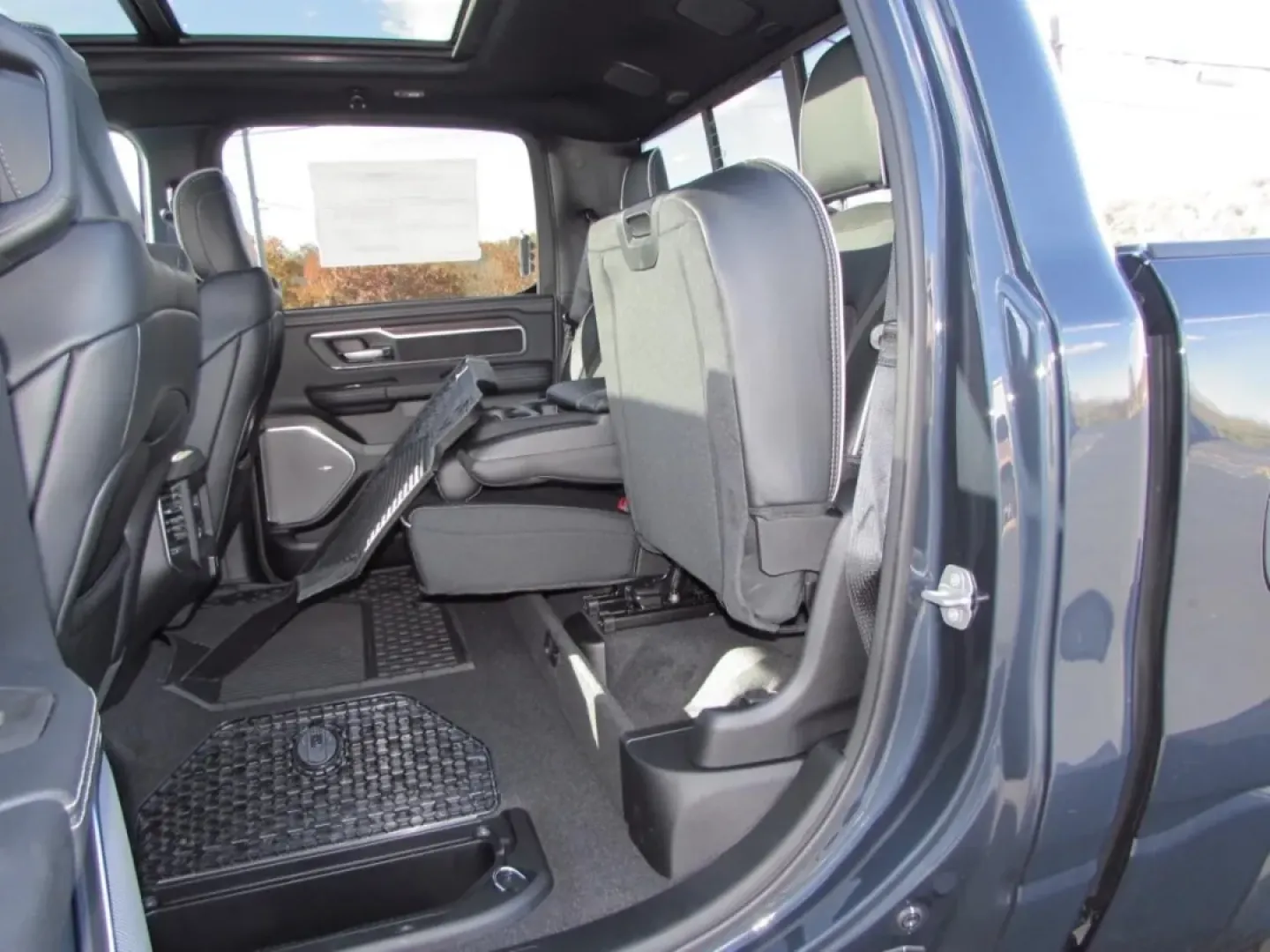 2026 /Black Ram 1500 Laramie (1C6SRFJT7TN) with an Other engine, Automatic transmission, located at 12830 Highway 21, De Soto, MO, 63020, (636) 337-7777, 38.153099, -90.573624 - **Unleash Your Adventurous Spirit with the 2026 Ram 1500 Laramie in De Soto, MO!**<br /> <br /> Are you ready to elevate your lifestyle with a truck that can handle both the daily grind and weekend adventures? Introducing the stunning 2026 Ram 1500 Laramie, a perfect blend of power, comfort, and cut - Photo#33