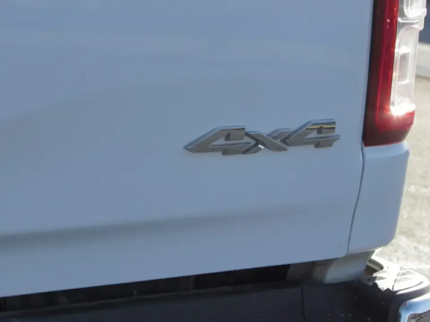 2023 /Black Ram 1500 Big Horn/Lone Star (1C6RRFFG7PN) with an 3.6L V6 DOHC 24V engine, 8A transmission, located at 12830 Highway 21, De Soto, MO, 63020, (636) 337-7777, 38.153099, -90.573624 - **Unleash Your Adventure with the 2023 Ram 1500: The Ultimate Truck for Work and Play!**<br /> <br /> Are you ready to elevate your lifestyle with a truck that's as versatile as you are? Whether you're hauling equipment for your weekend projects, commuting to work, or embarking on an adventure with - Photo#11