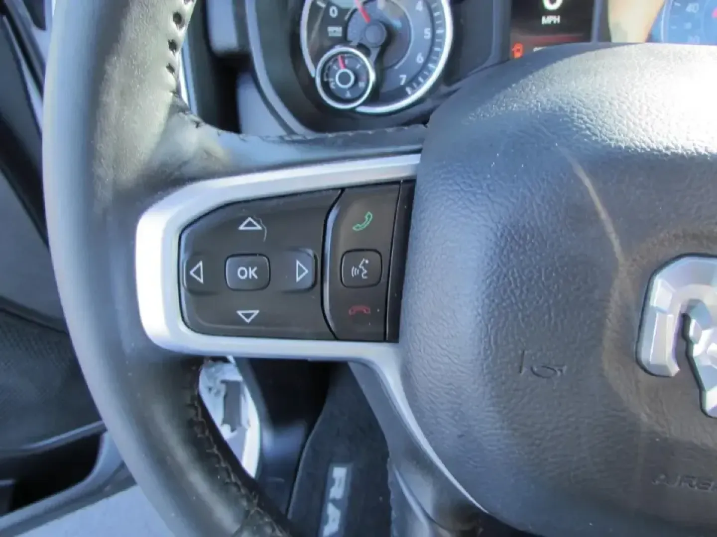2023 /Black Ram 1500 Big Horn/Lone Star (1C6RRFFG7PN) with an 3.6L V6 DOHC 24V engine, 8A transmission, located at 12830 Highway 21, De Soto, MO, 63020, (636) 337-7777, 38.153099, -90.573624 - **Unleash Your Adventure with the 2023 Ram 1500: The Ultimate Truck for Work and Play!**<br /> <br /> Are you ready to elevate your lifestyle with a truck that's as versatile as you are? Whether you're hauling equipment for your weekend projects, commuting to work, or embarking on an adventure with - Photo#17