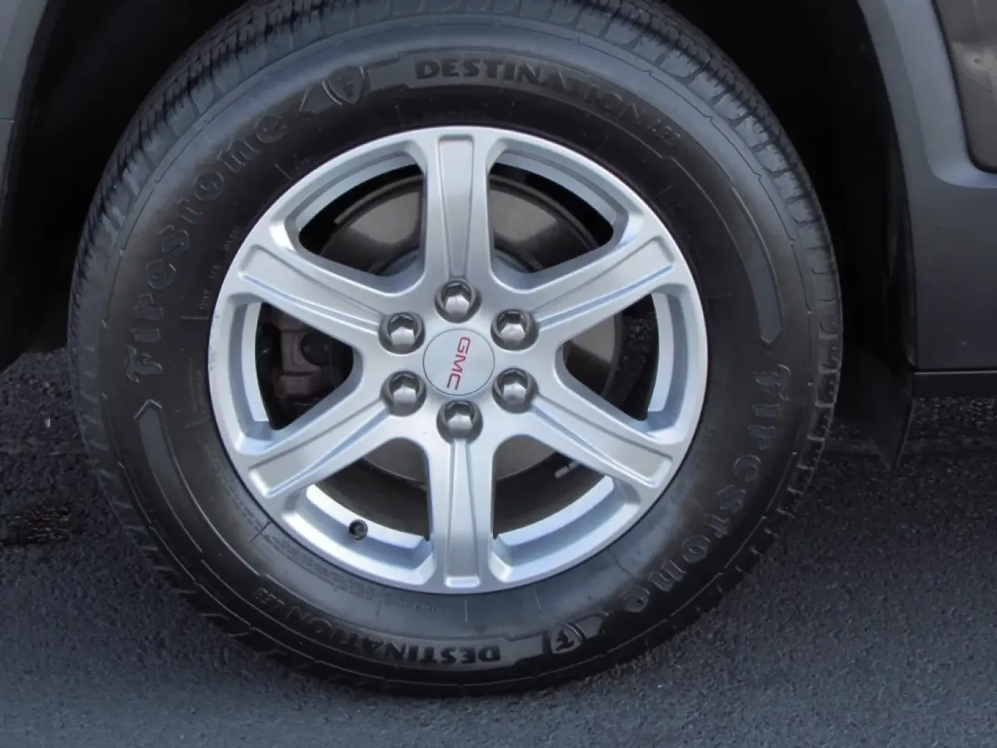 2018 /Jet Black GMC Acadia SLE-1 (1GKKNRLA9JZ) with an Other engine, located at 12830 Highway 21, De Soto, MO, 63020, (636) 337-7777, 38.153099, -90.573624 - **Adventure Awaits: Discover the 2018 GMC Acadia SLE at Pettus CDJR DeSoto!**<br /> <br /> Are you ready for your next adventure? Imagine cruising down the scenic routes of the Ozarks in a vehicle that's as versatile as your lifestyle-meet the 2018 GMC Acadia SLE, a perfect fusion of comfort, style, - Photo#10