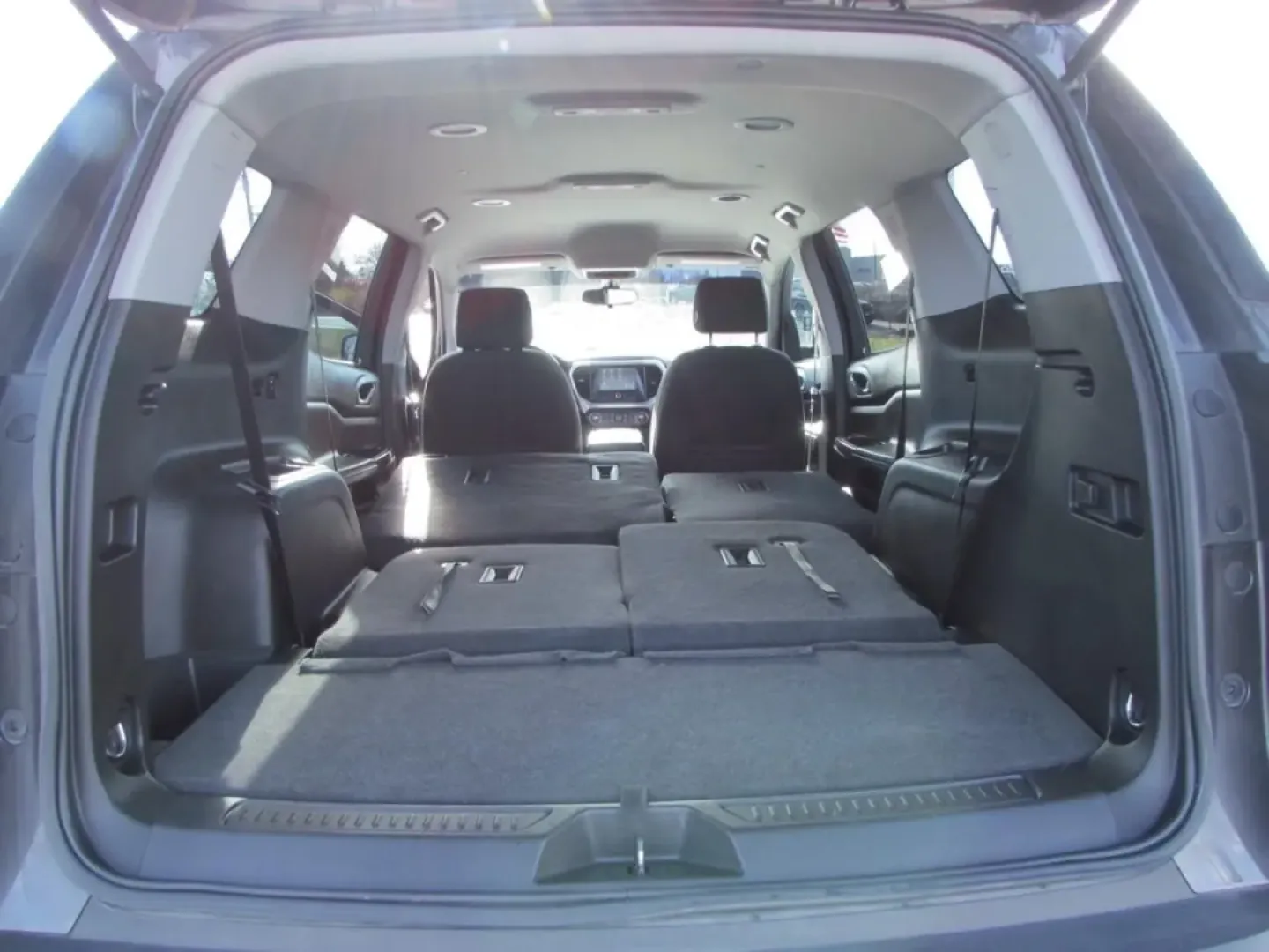 2018 /Jet Black GMC Acadia SLE-1 (1GKKNRLA9JZ) with an Other engine, located at 12830 Highway 21, De Soto, MO, 63020, (636) 337-7777, 38.153099, -90.573624 - **Adventure Awaits: Discover the 2018 GMC Acadia SLE at Pettus CDJR DeSoto!**<br /> <br /> Are you ready for your next adventure? Imagine cruising down the scenic routes of the Ozarks in a vehicle that's as versatile as your lifestyle-meet the 2018 GMC Acadia SLE, a perfect fusion of comfort, style, - Photo#29