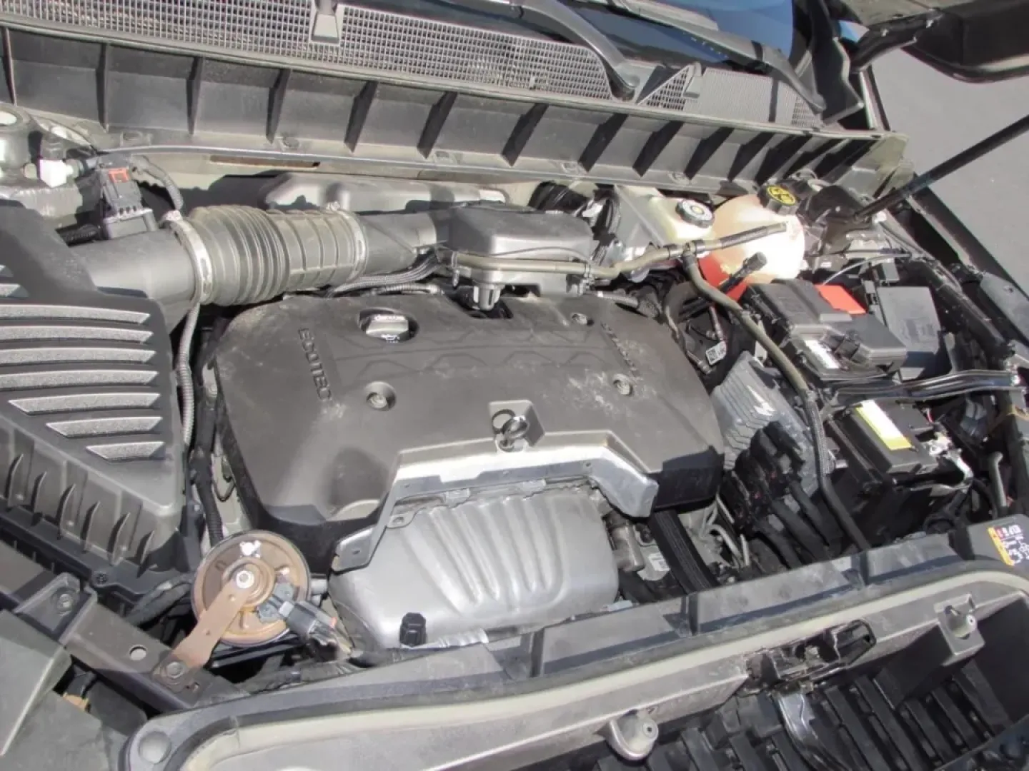 2018 /Jet Black GMC Acadia SLE-1 (1GKKNRLA9JZ) with an Other engine, located at 12830 Highway 21, De Soto, MO, 63020, (636) 337-7777, 38.153099, -90.573624 - **Adventure Awaits: Discover the 2018 GMC Acadia SLE at Pettus CDJR DeSoto!**<br /> <br /> Are you ready for your next adventure? Imagine cruising down the scenic routes of the Ozarks in a vehicle that's as versatile as your lifestyle-meet the 2018 GMC Acadia SLE, a perfect fusion of comfort, style, - Photo#8