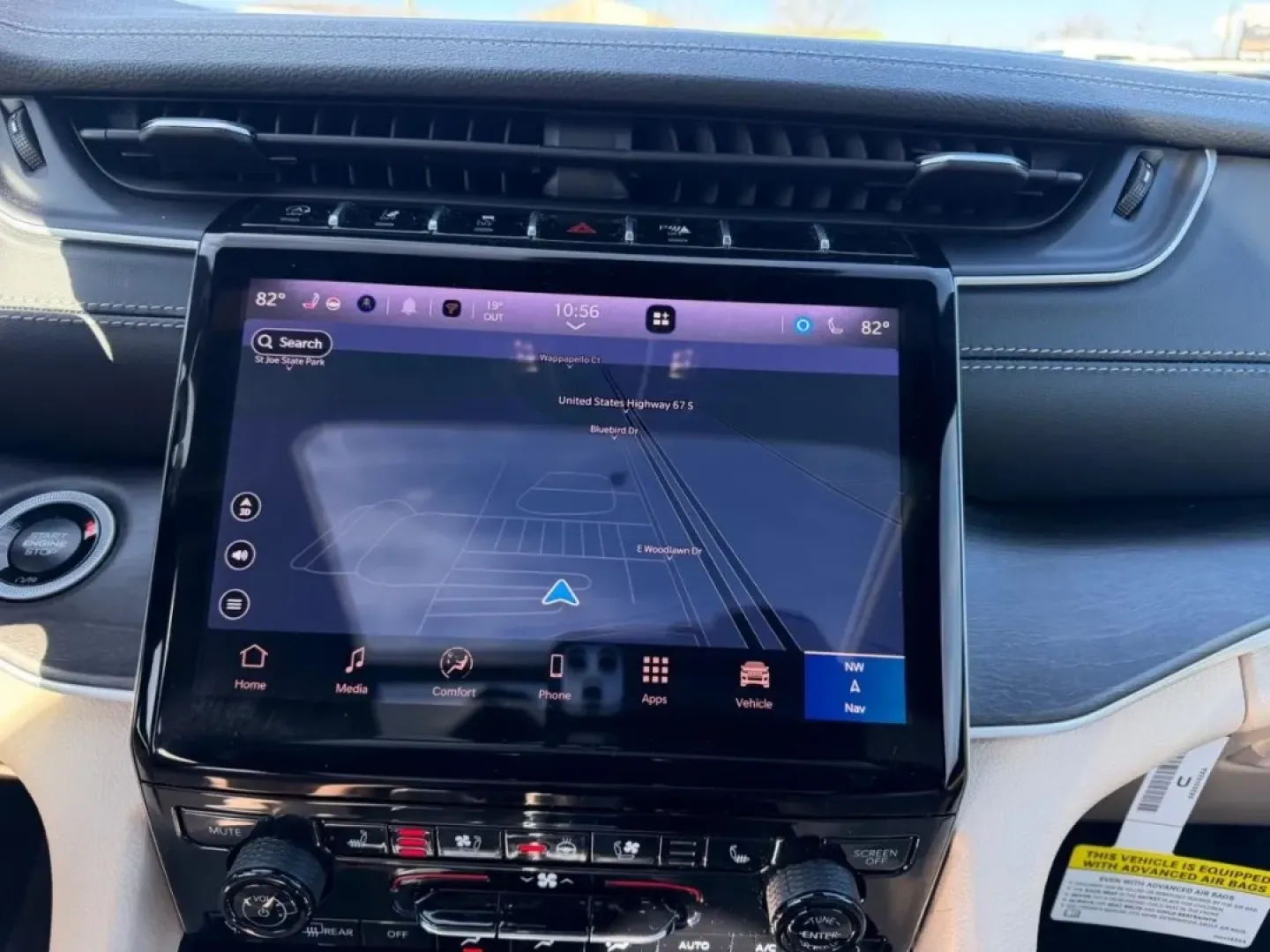 2025 /Wicker Beige/Black Leather Jeep Grand Cherokee Limited (1C4RJHBG1SC) with an 3.6L V6 24V VVT UPG I engine, 8A transmission, located at 970 Woodlawn Dr., Farmington, MO, 63640, (573) 431-7800, 37.825642, -90.468674 - ### Discover Your Next Adventure with the 2025 Jeep Grand Cherokee Limited at Pettus CDJR Farmington!<br /> <br /> Are you ready to embrace the thrill of the open road? Whether you're planning a family getaway, a weekend camping trip, or just looking for a reliable vehicle for your daily commute, th - Photo#15