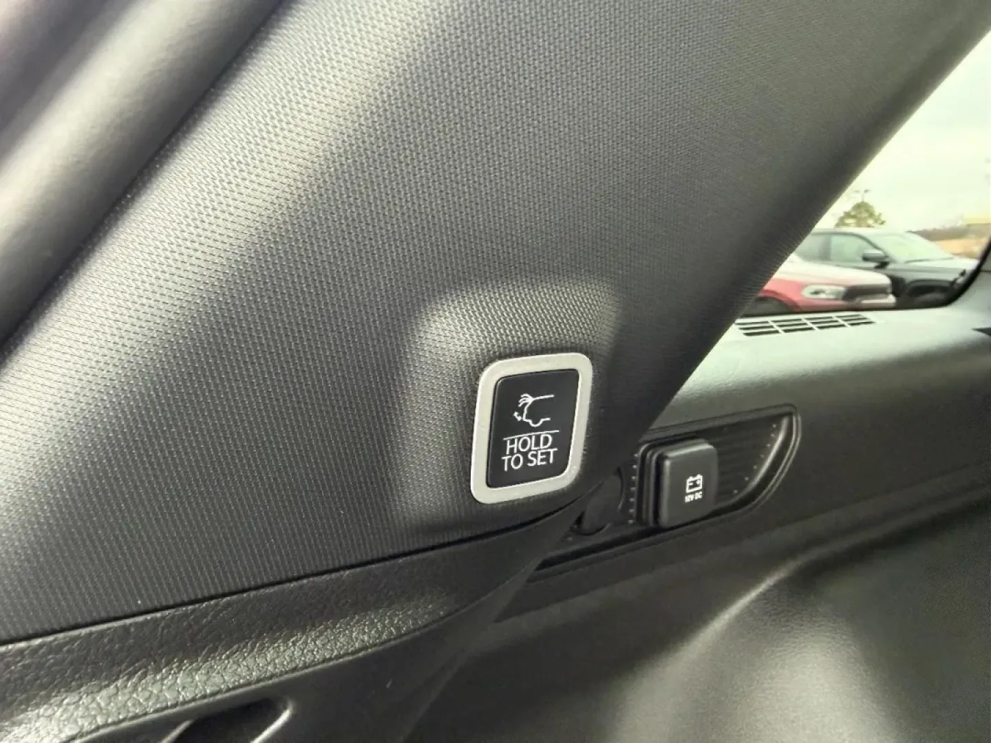 2025 /Global Black Leather Jeep Grand Cherokee Limited (1C4RJHBG6SC) with an 3.6L V6 24V VVT UPG I engine, located at 970 Woodlawn Dr., Farmington, MO, 63640, (573) 431-7800, 37.825642, -90.468674 - **Experience Adventure with the 2025 Jeep Grand Cherokee Limited at Pettus CDJR Farmington!**<br /> <br /> Are you ready to elevate your driving experience and embrace a lifestyle filled with adventure? Whether you're navigating the daily commute or planning your next weekend getaway, the 2025 Jeep - Photo#5